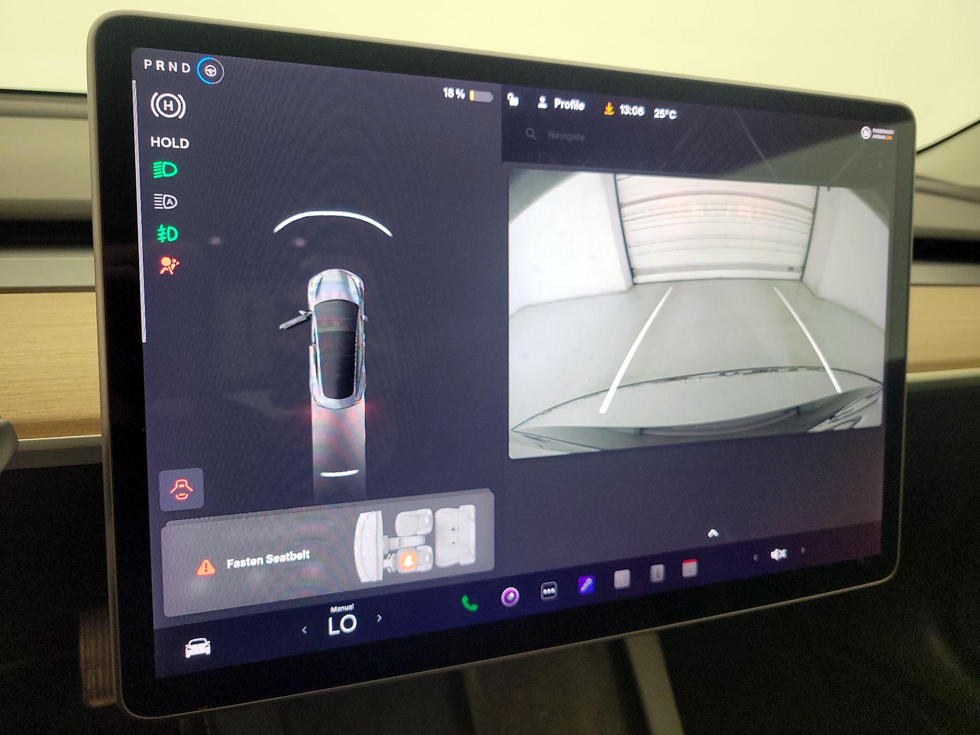 Thumbnail: 2022 Tesla Model 3 - 14