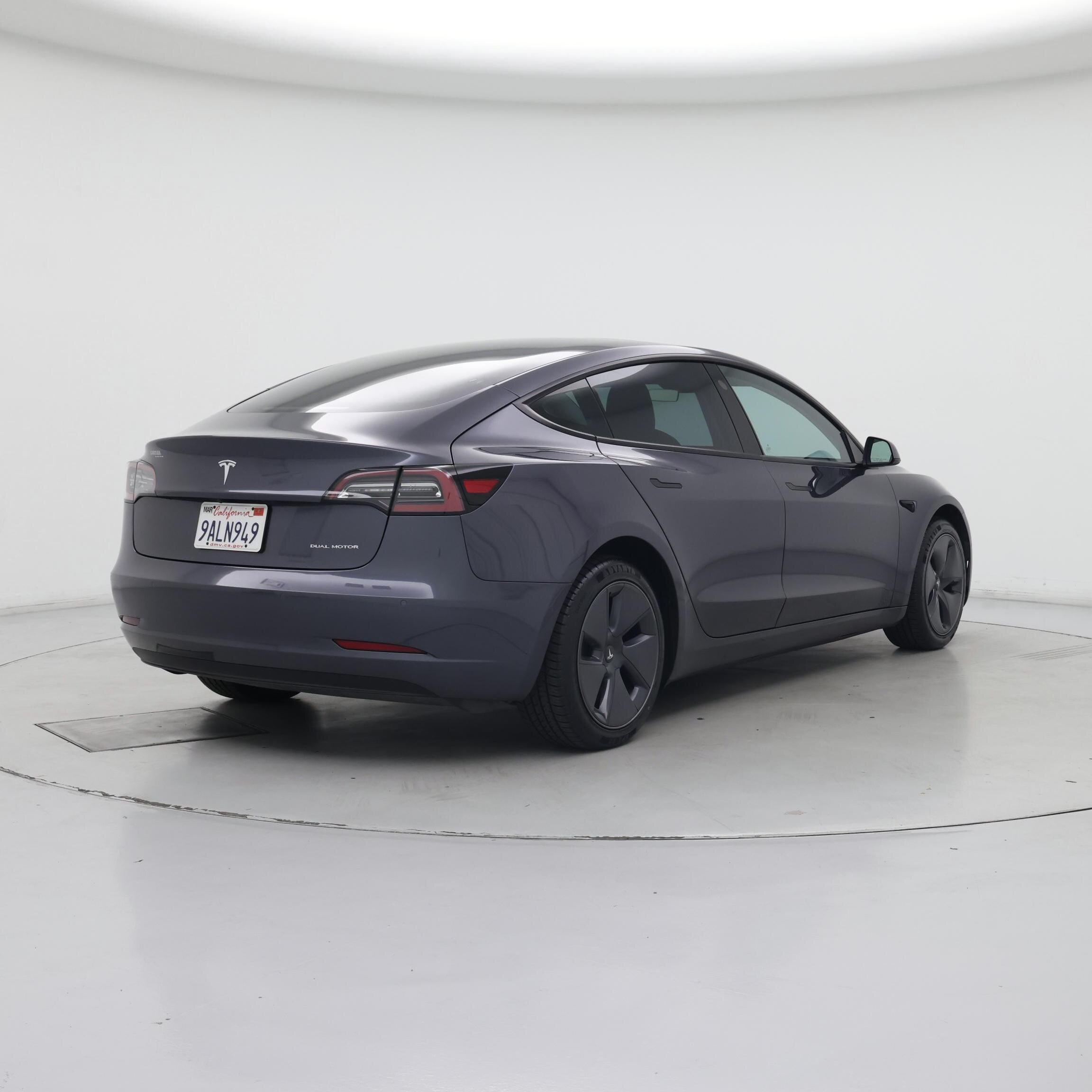 Thumbnail: 2022 Tesla Model 3 - 8