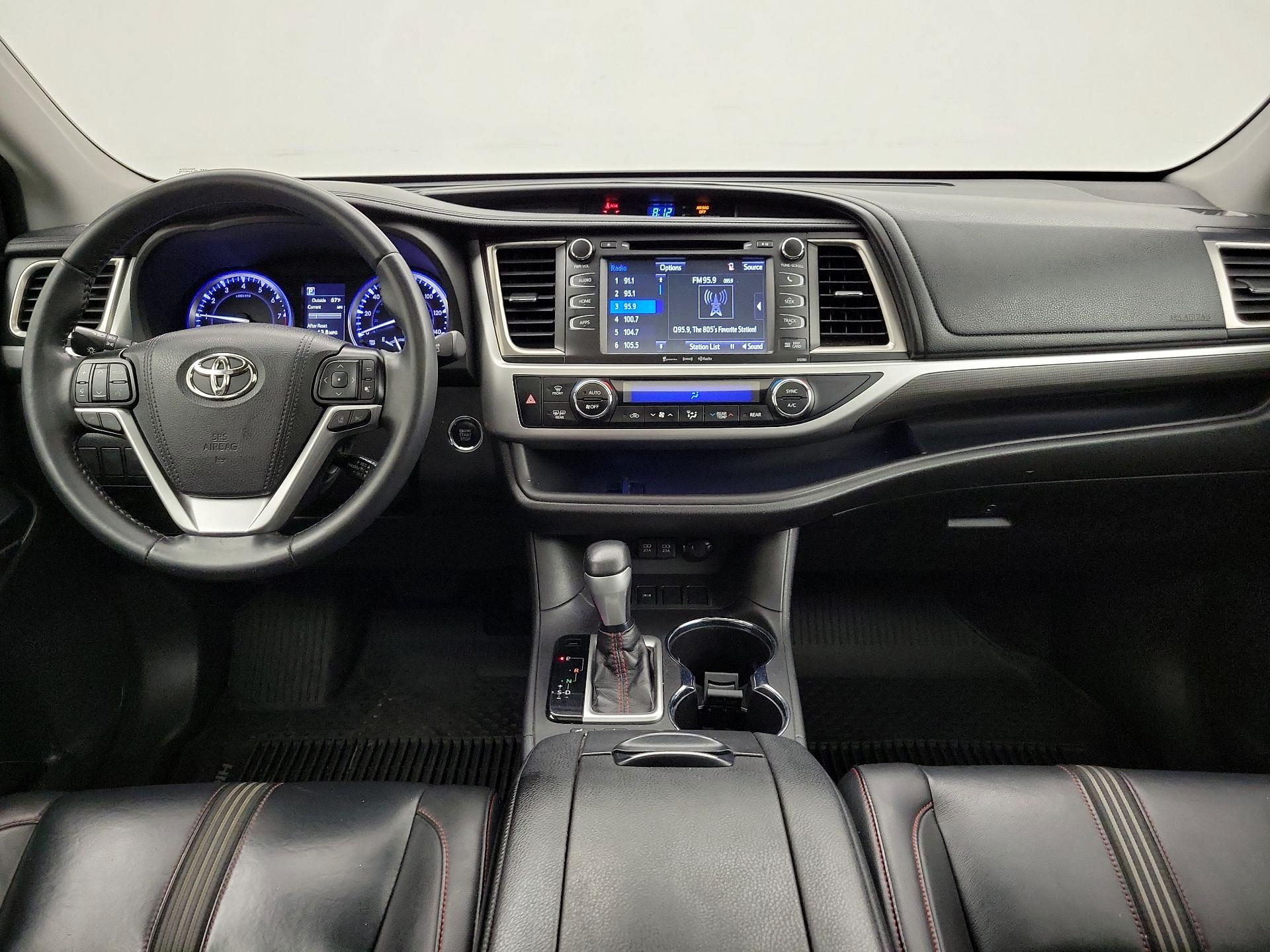 Thumbnail: 2019 Toyota Highlander - 9