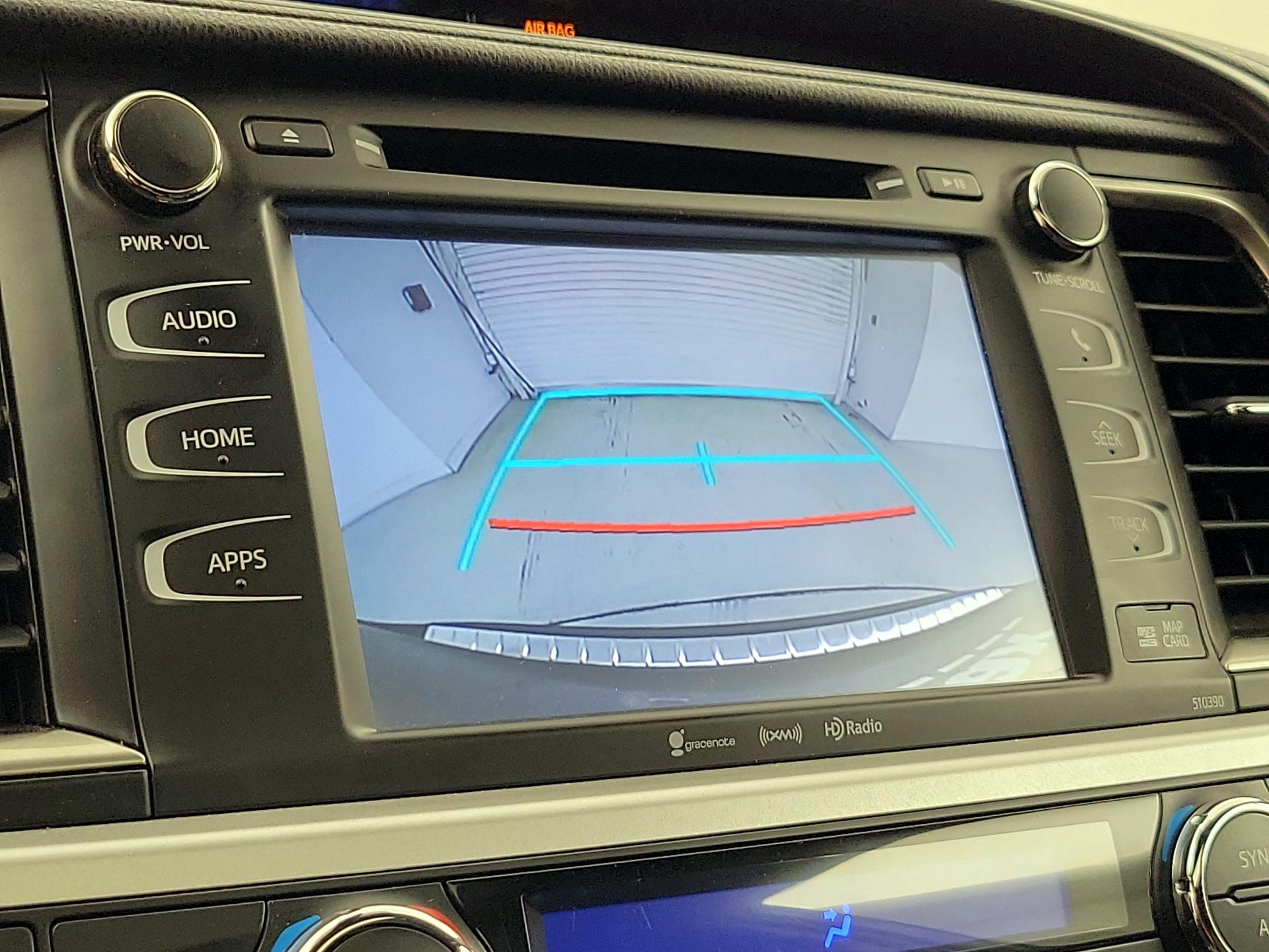 Thumbnail: 2019 Toyota Highlander - 14