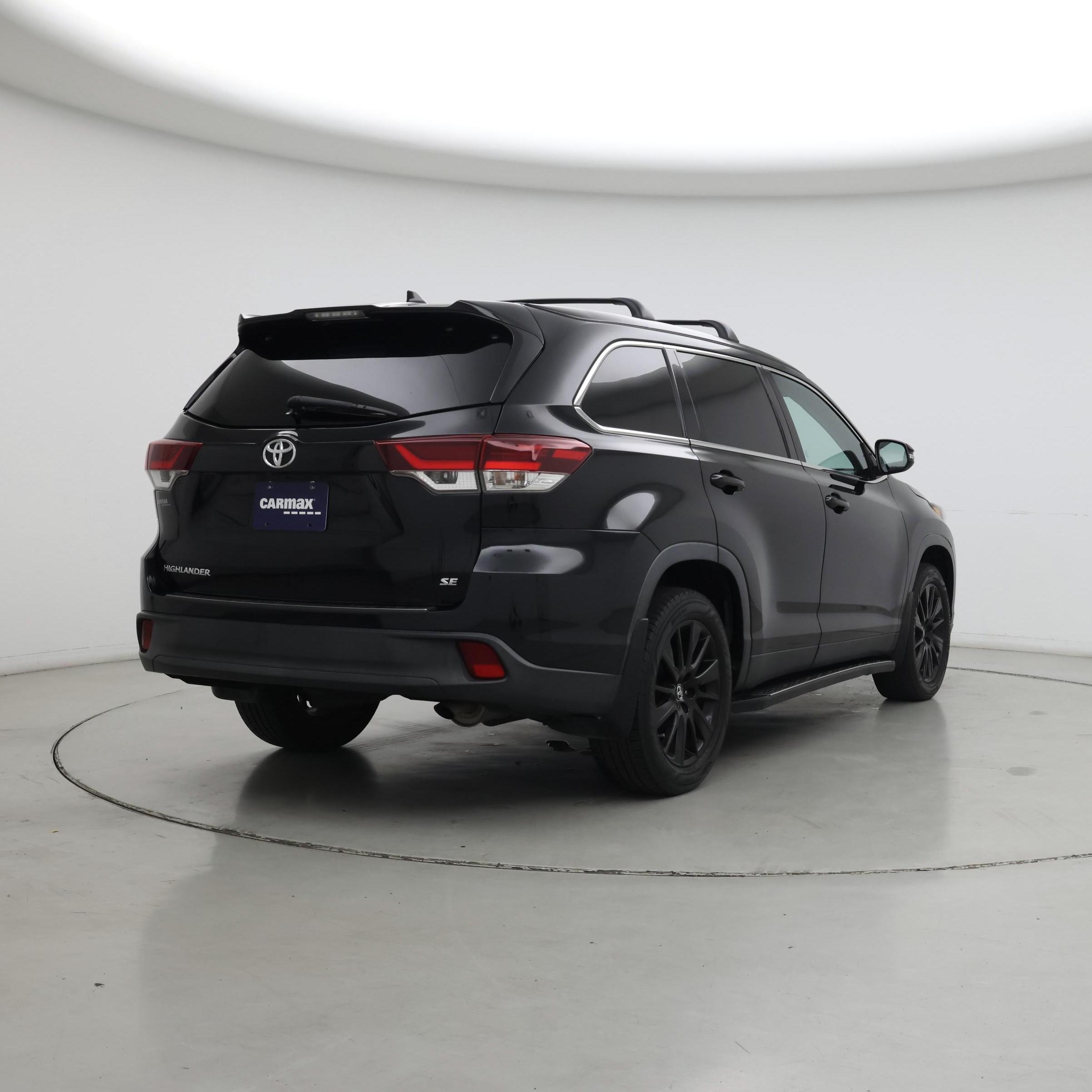 Thumbnail: 2019 Toyota Highlander - 8