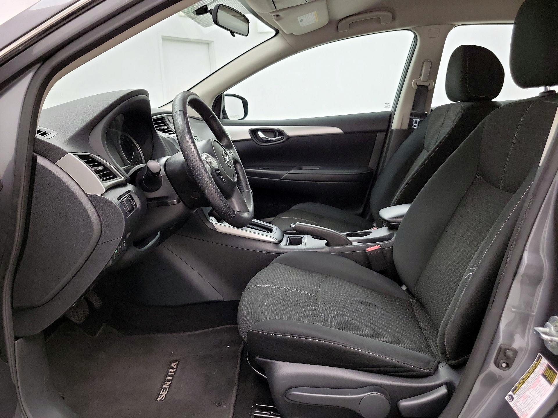 Thumbnail: 2018 Nissan Sentra - 11