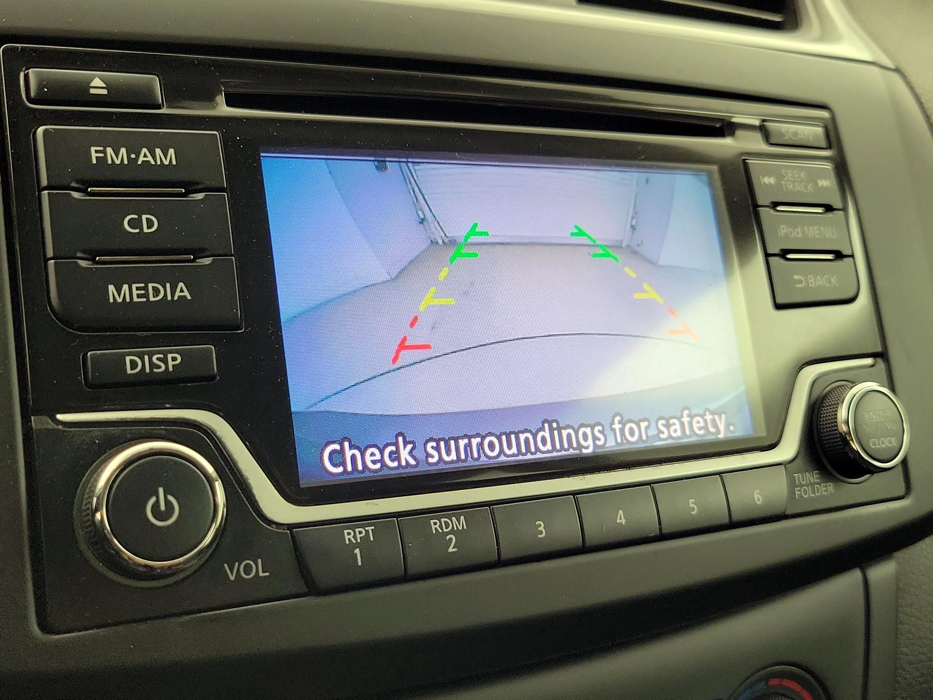 Thumbnail: 2018 Nissan Sentra - 14