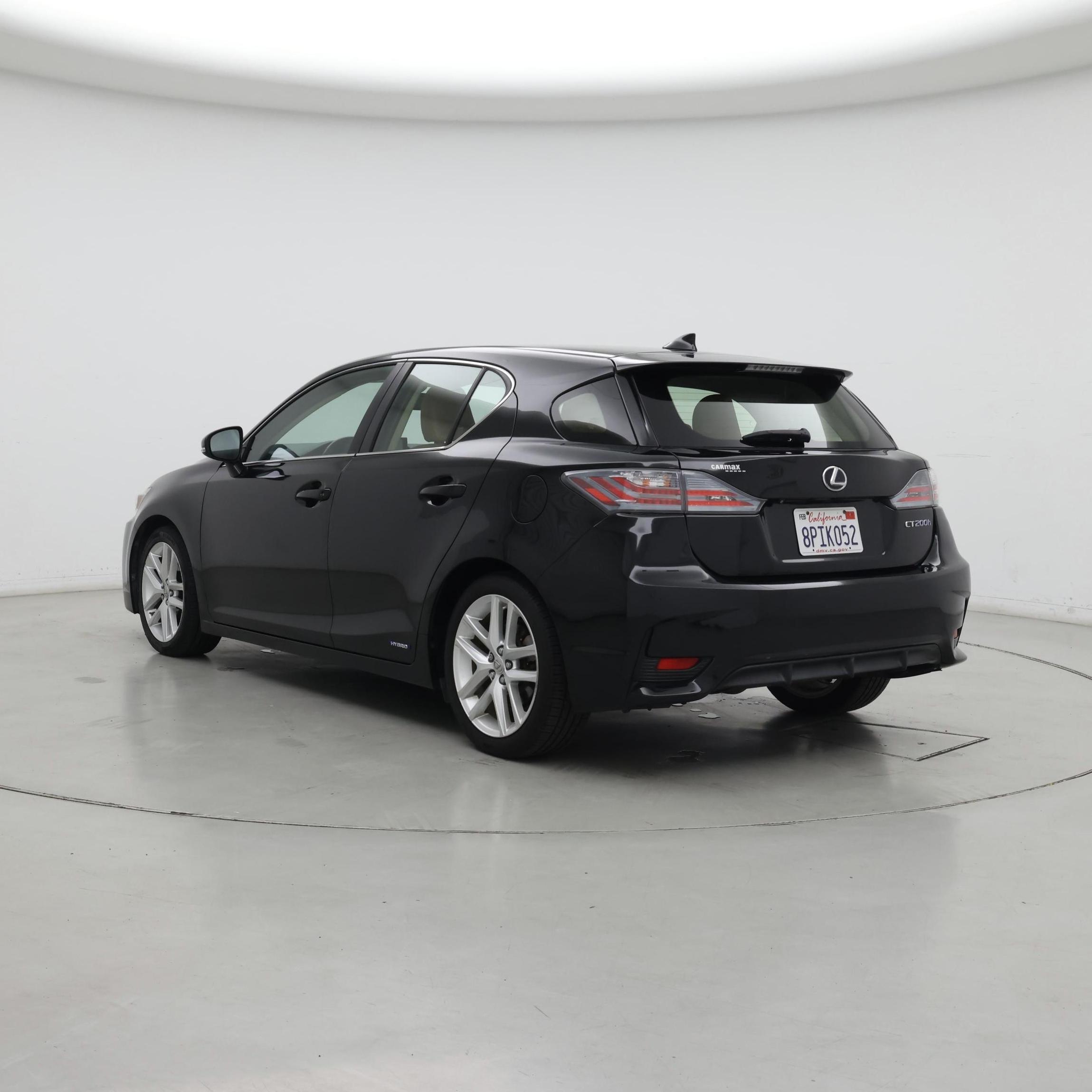 Thumbnail: 2017 Lexus CT - 2