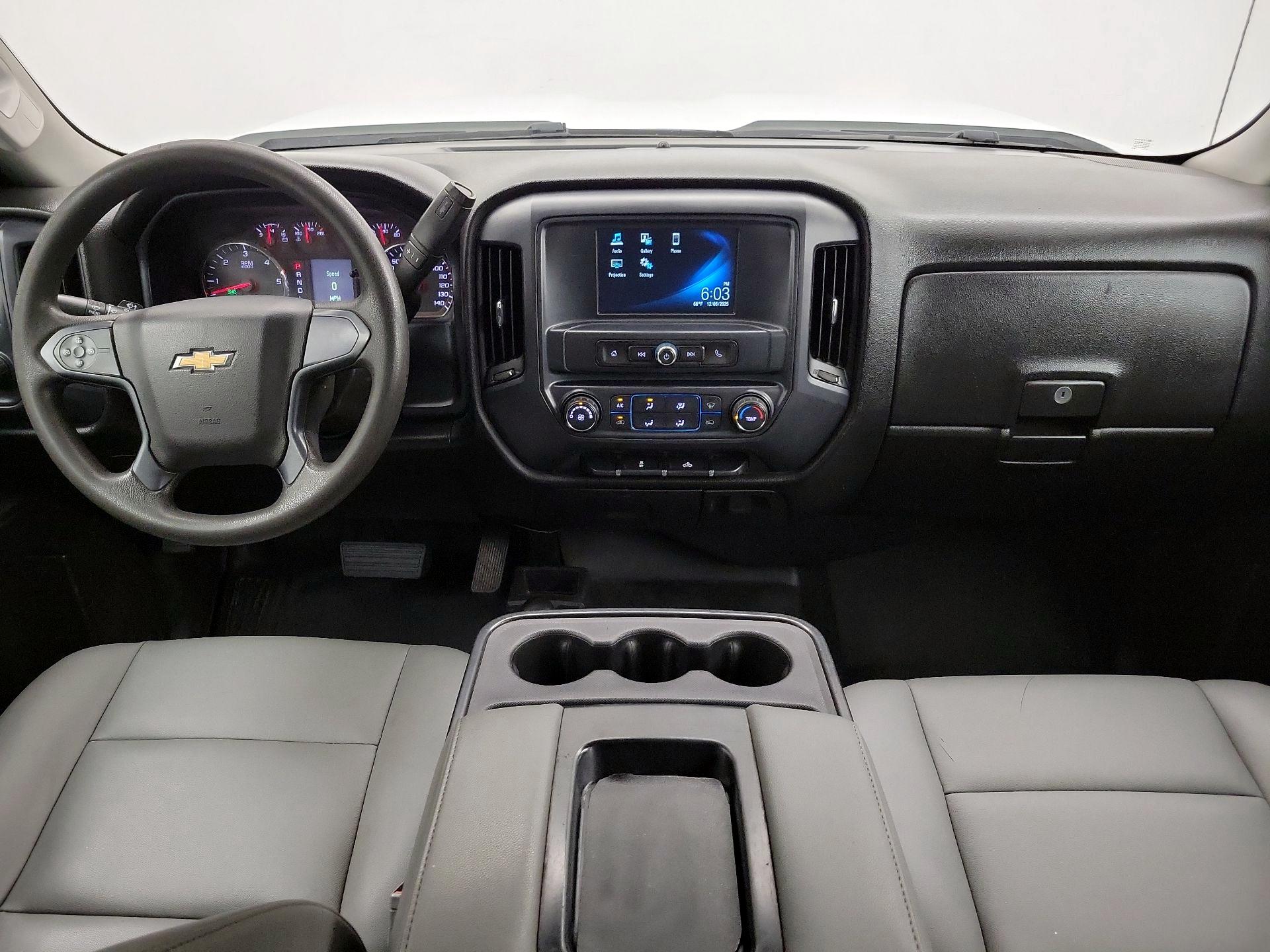 Thumbnail: 2018 Chevrolet Silverado 3500 - 9