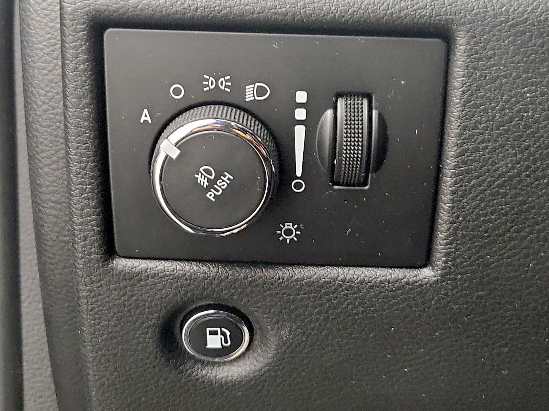 Thumbnail: 2018 Jeep Grand Cherokee - 13