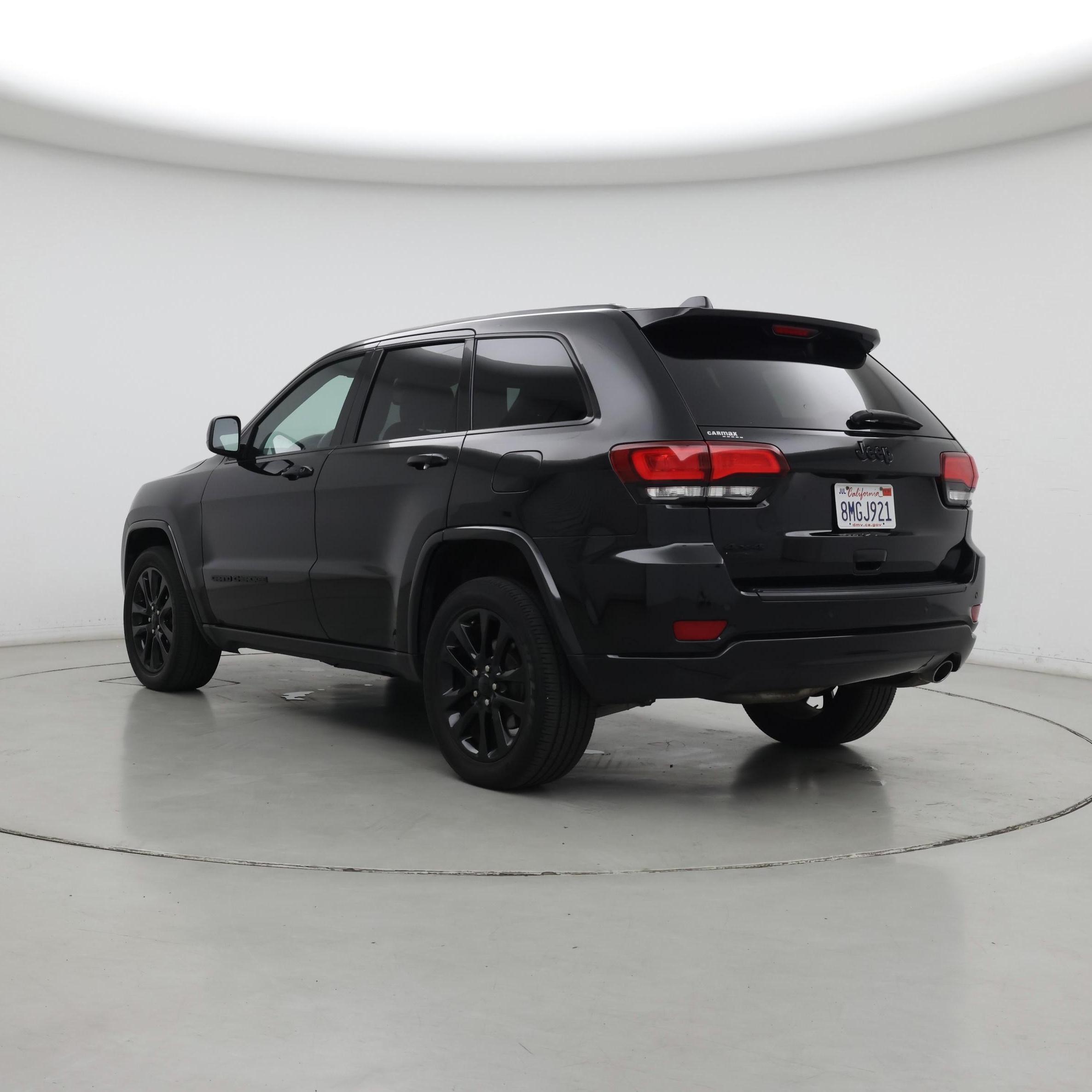Thumbnail: 2018 Jeep Grand Cherokee - 2