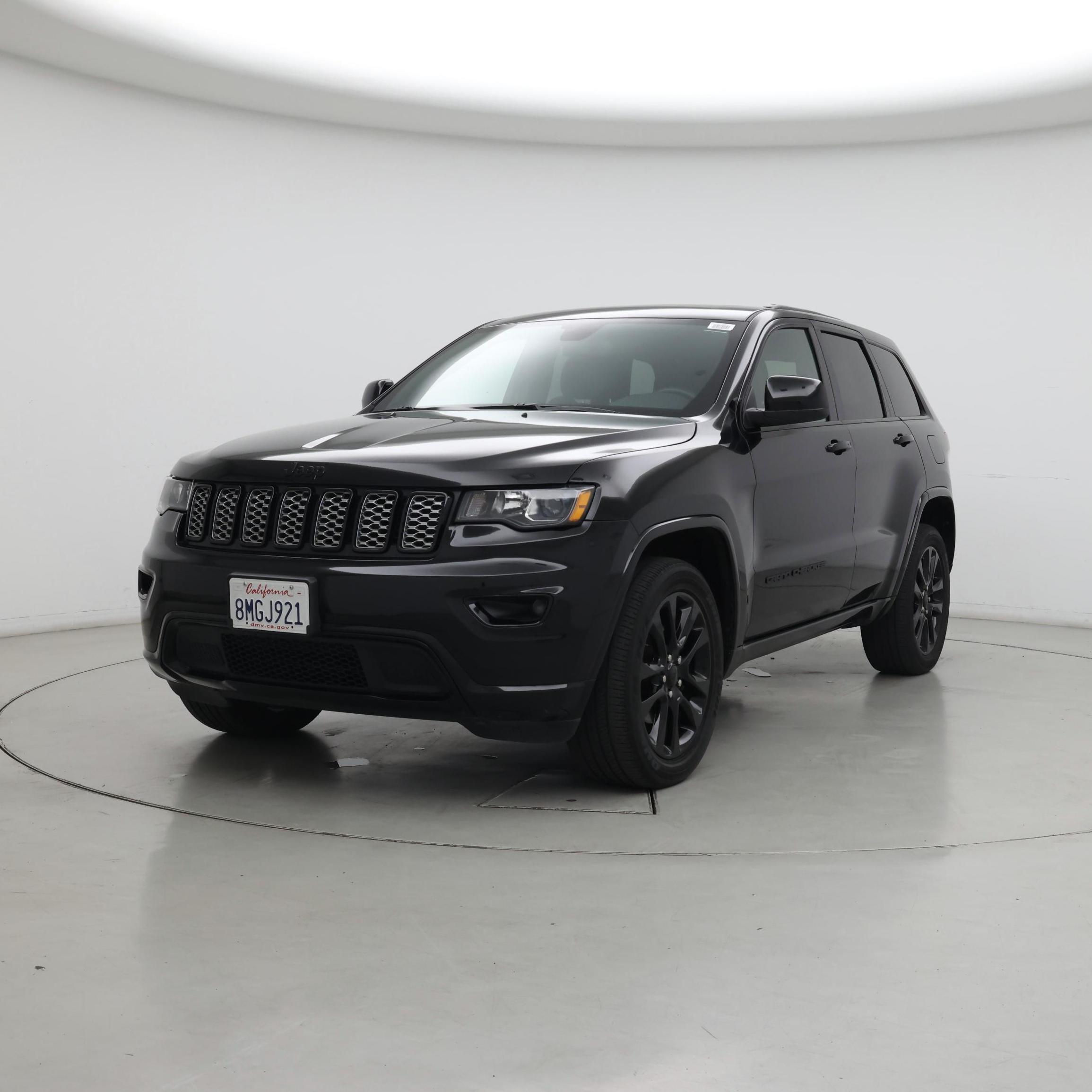 Thumbnail: 2018 Jeep Grand Cherokee - 4