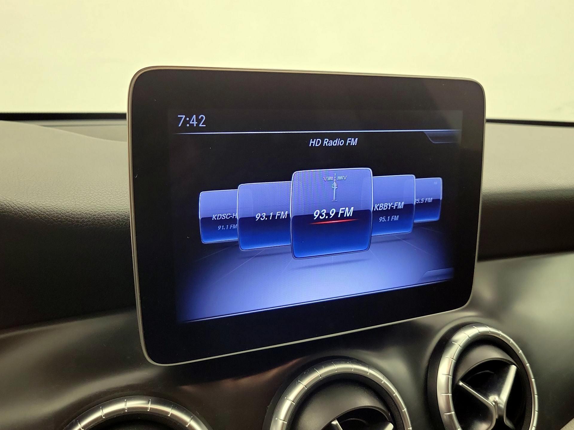 Thumbnail: 2019 Mercedes-Benz CLA - 15