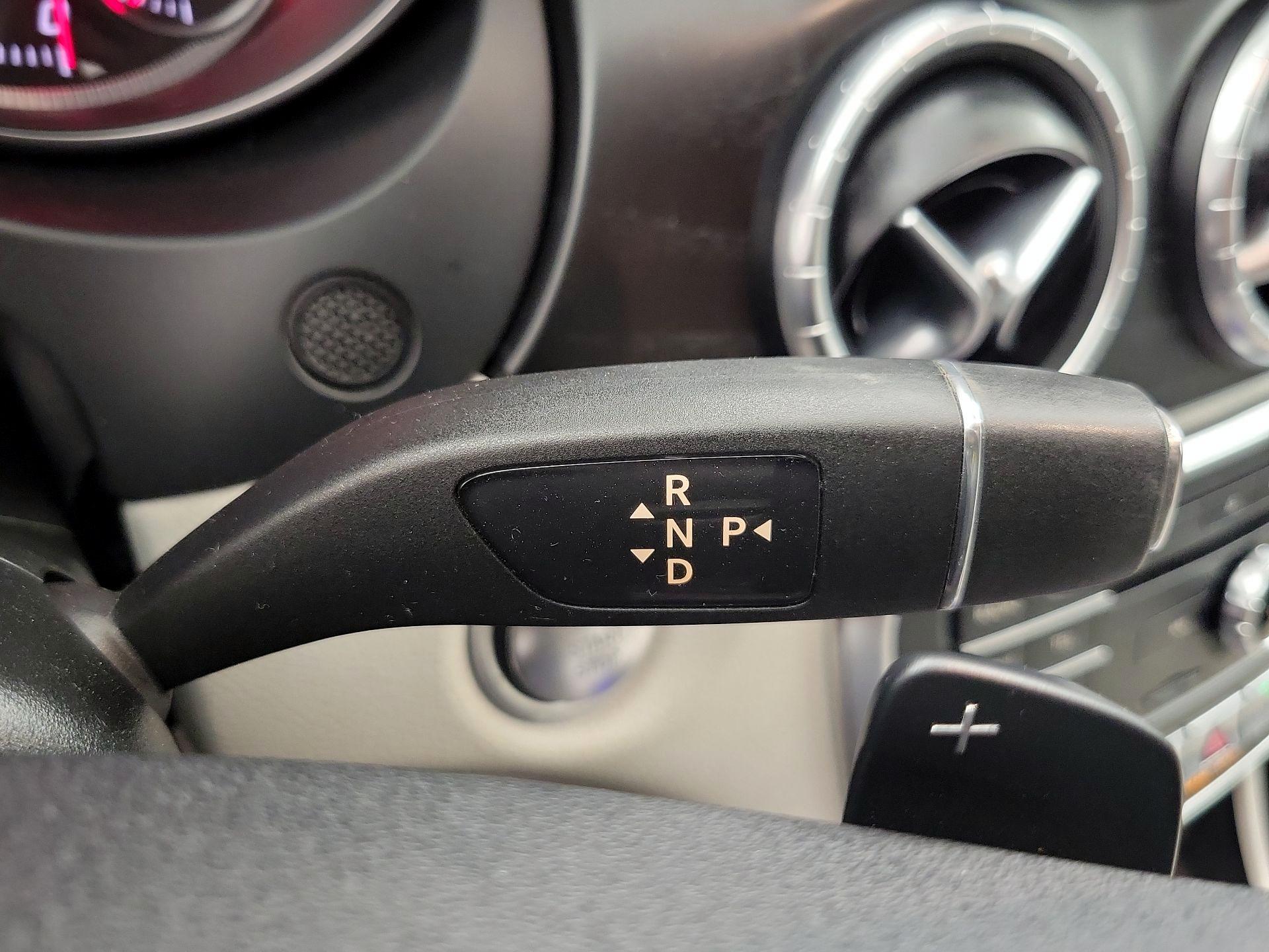 Thumbnail: 2019 Mercedes-Benz CLA - 17