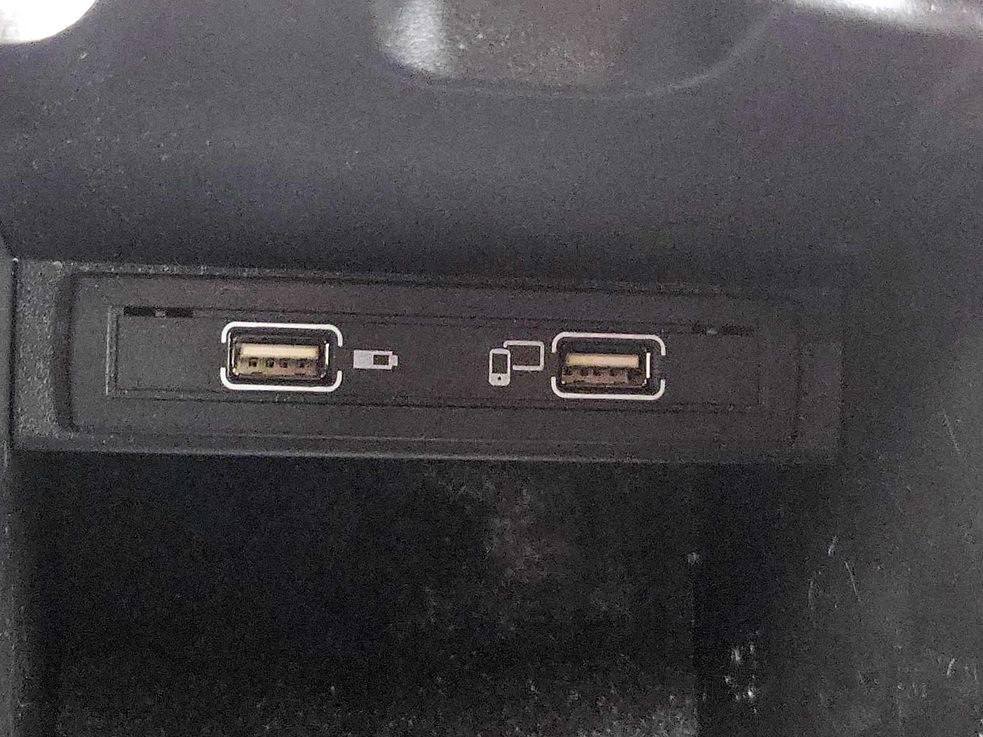 Thumbnail: 2019 Mercedes-Benz CLA - 18