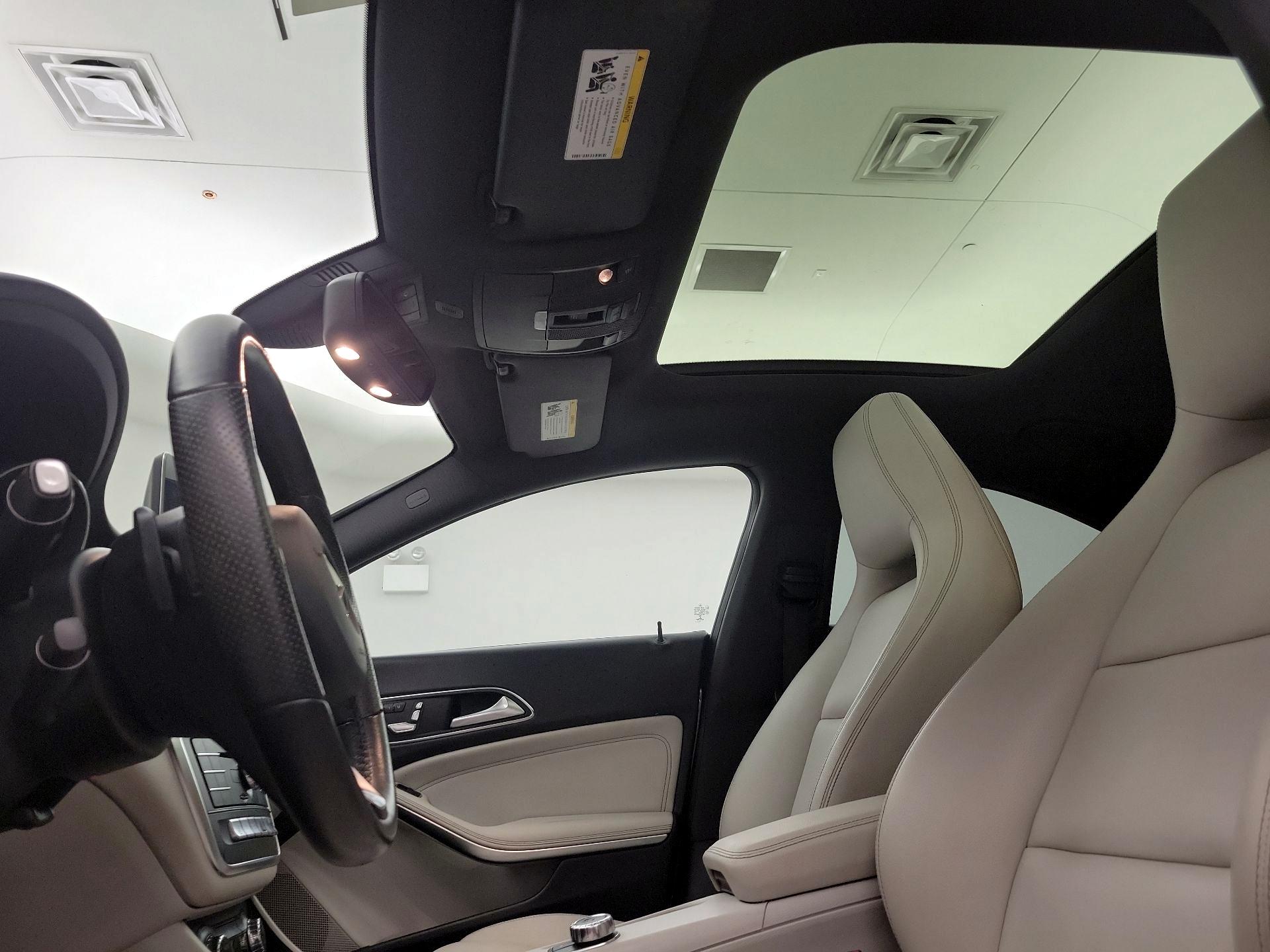 Thumbnail: 2019 Mercedes-Benz CLA - 19