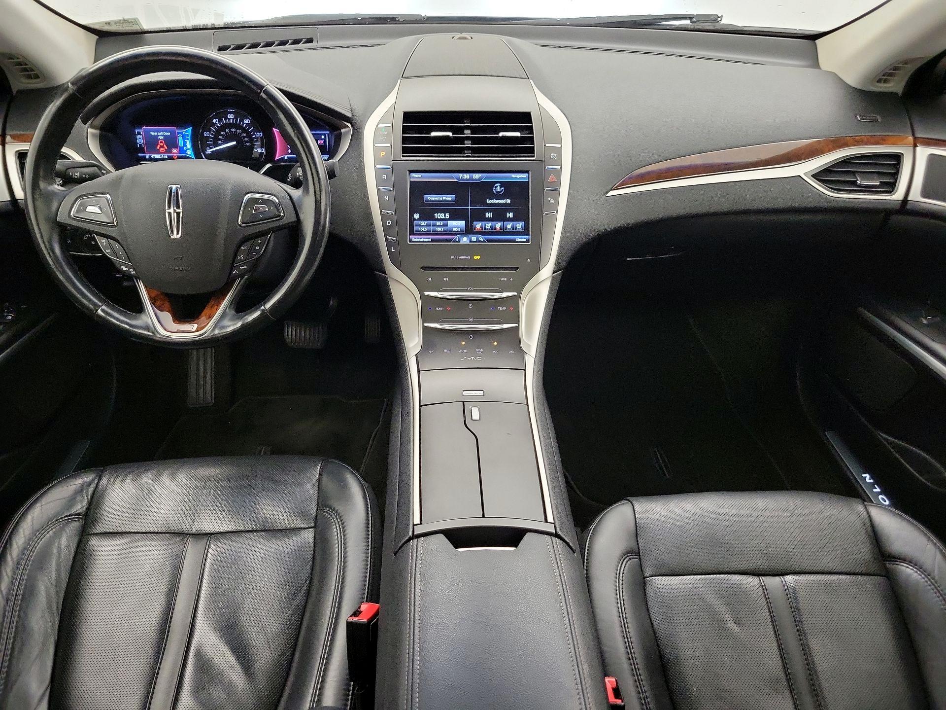 Thumbnail: 2016 Lincoln MKZ - 9