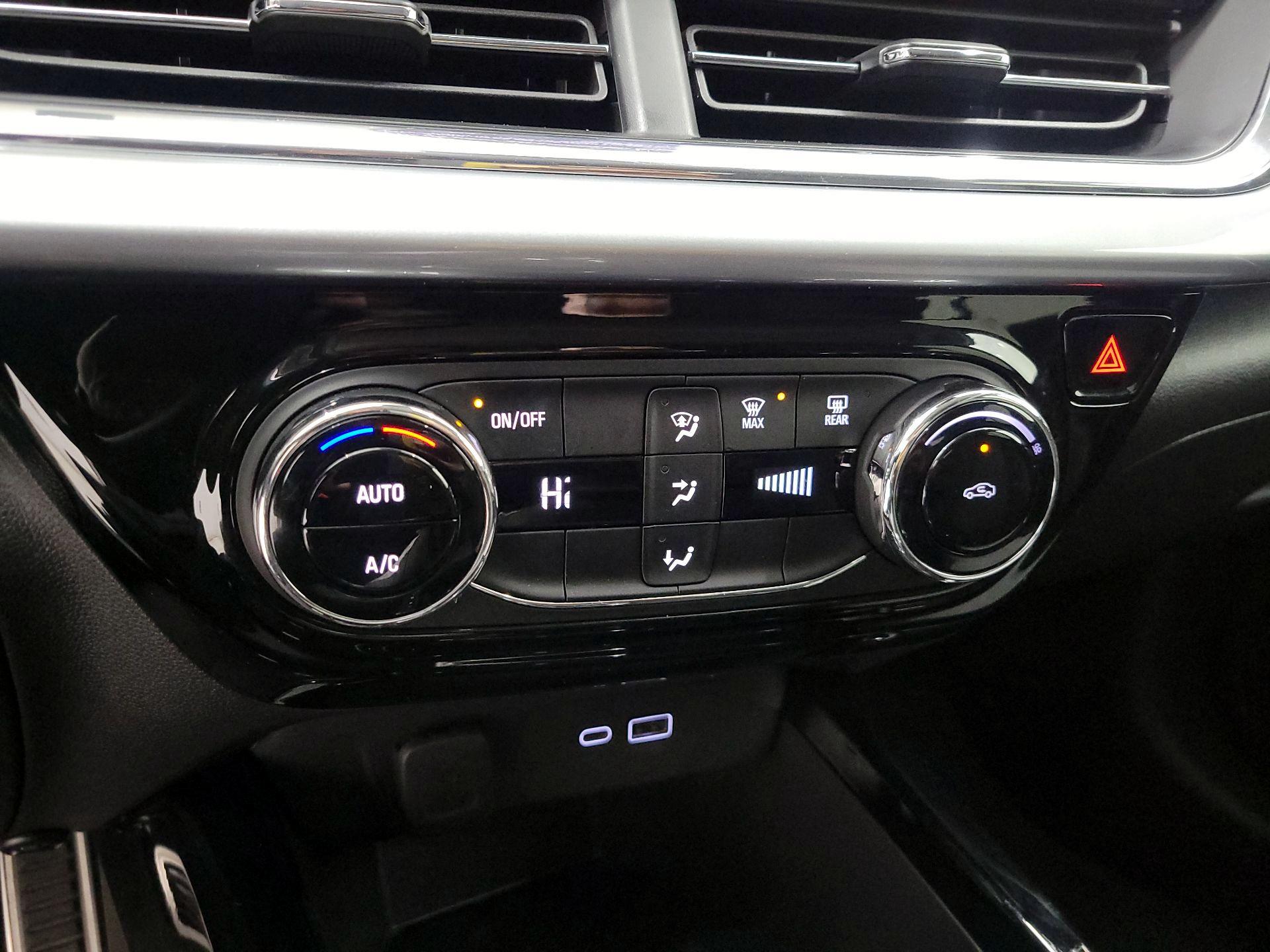 Thumbnail: 2025 Chevrolet Trax - 16