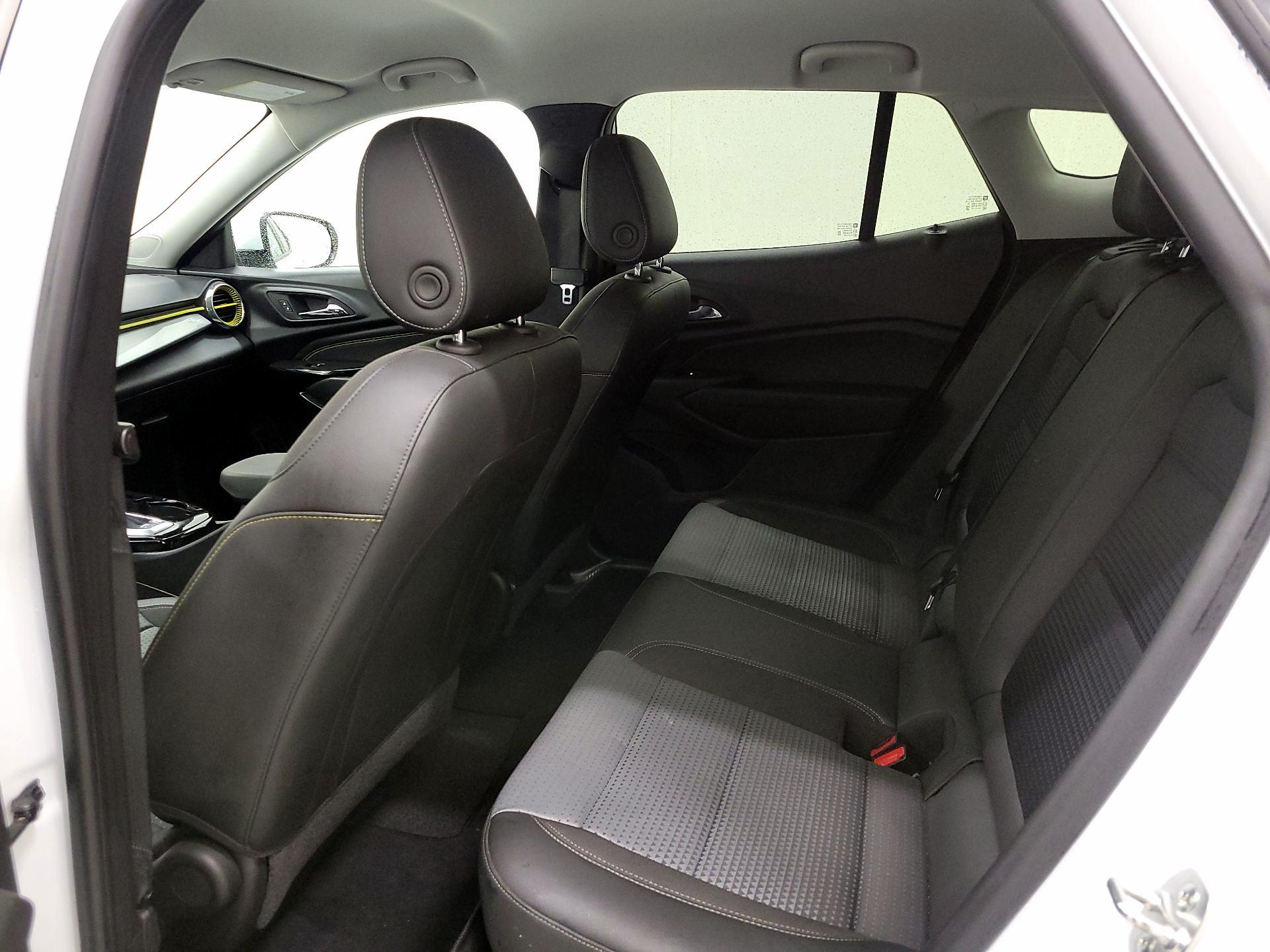 Thumbnail: 2025 Chevrolet Trax - 19