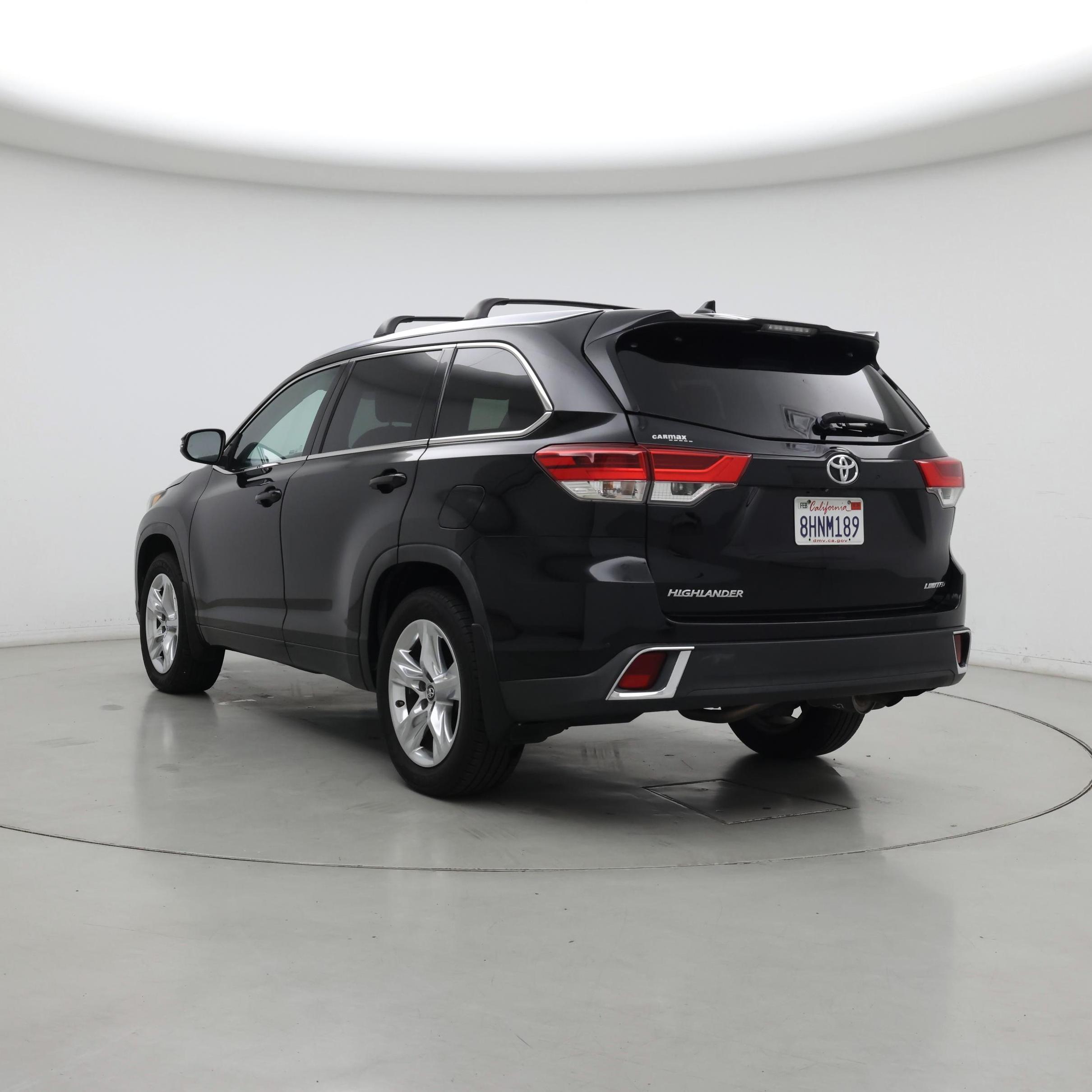 Thumbnail: 2019 Toyota Highlander - 2