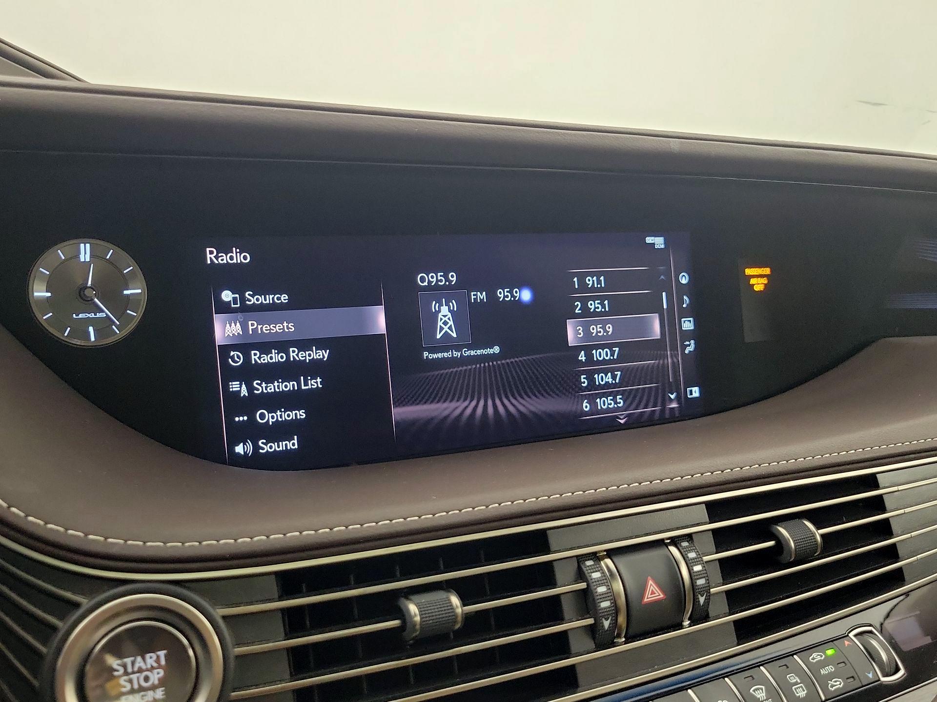 Thumbnail: 2019 Lexus LS - 16