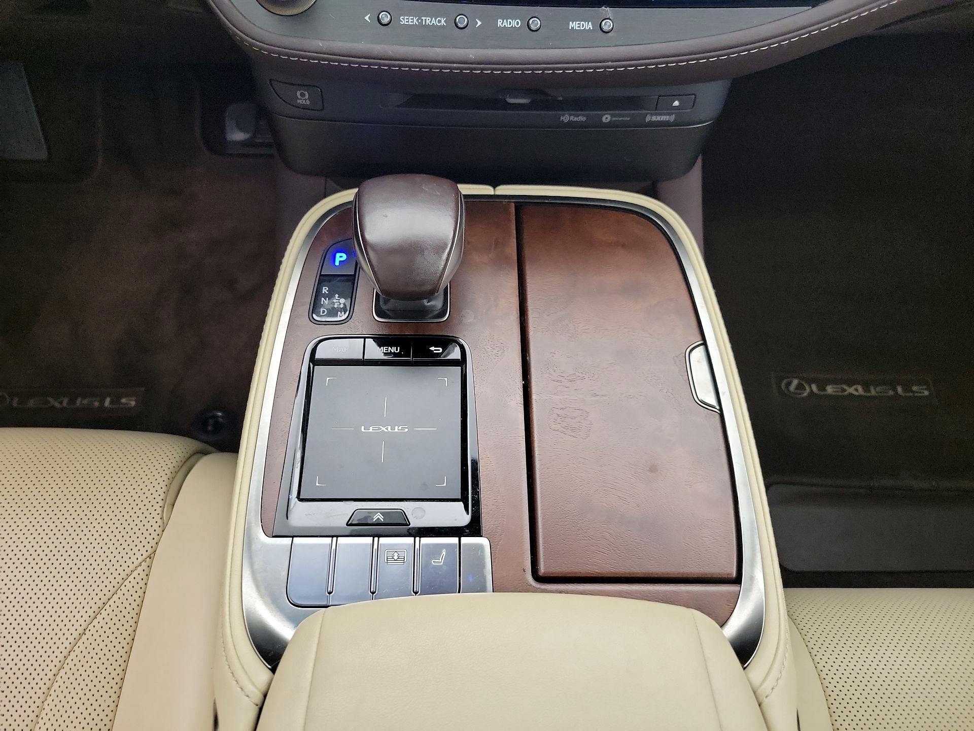 Thumbnail: 2019 Lexus LS - 18