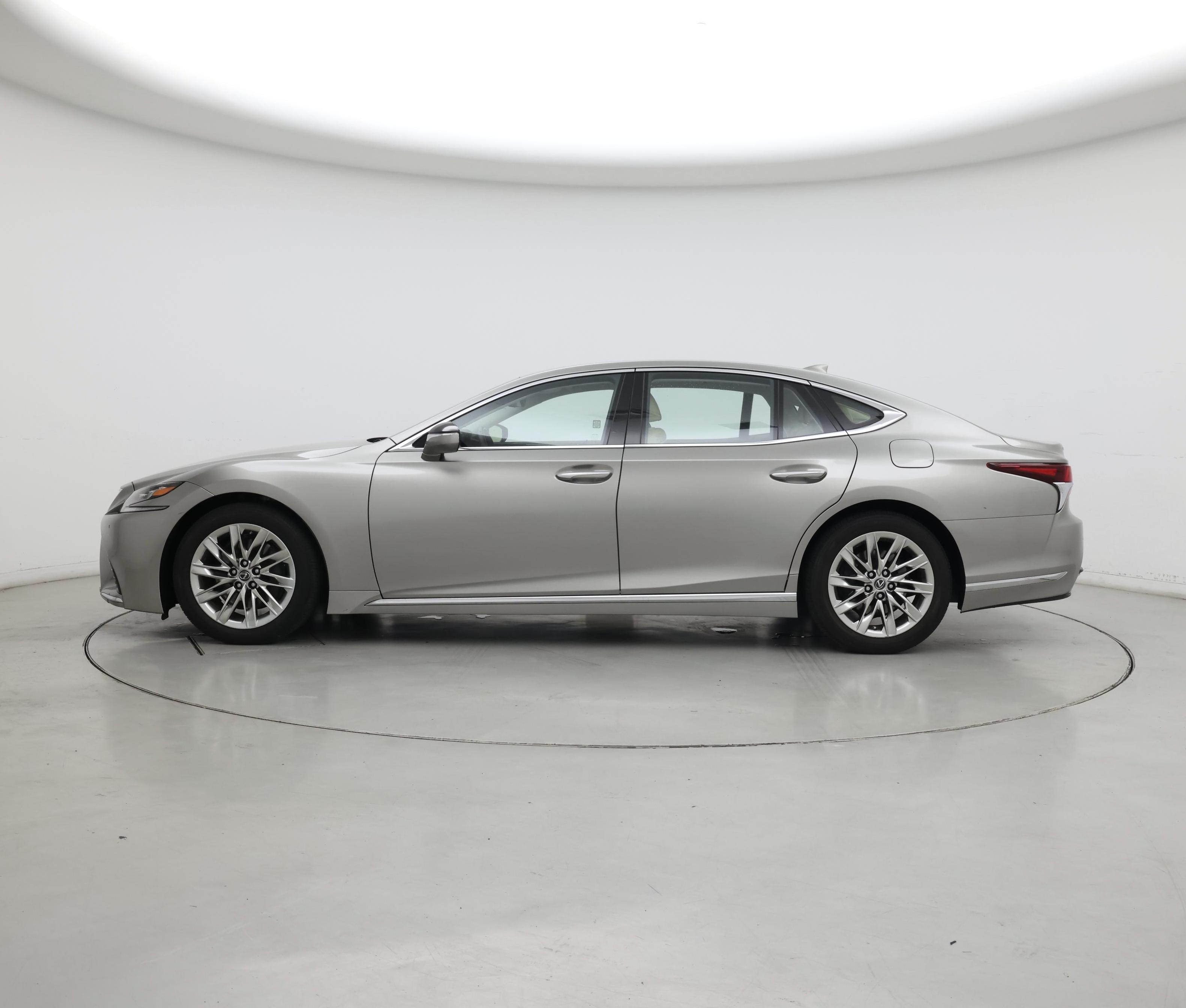 Thumbnail: 2019 Lexus LS - 3