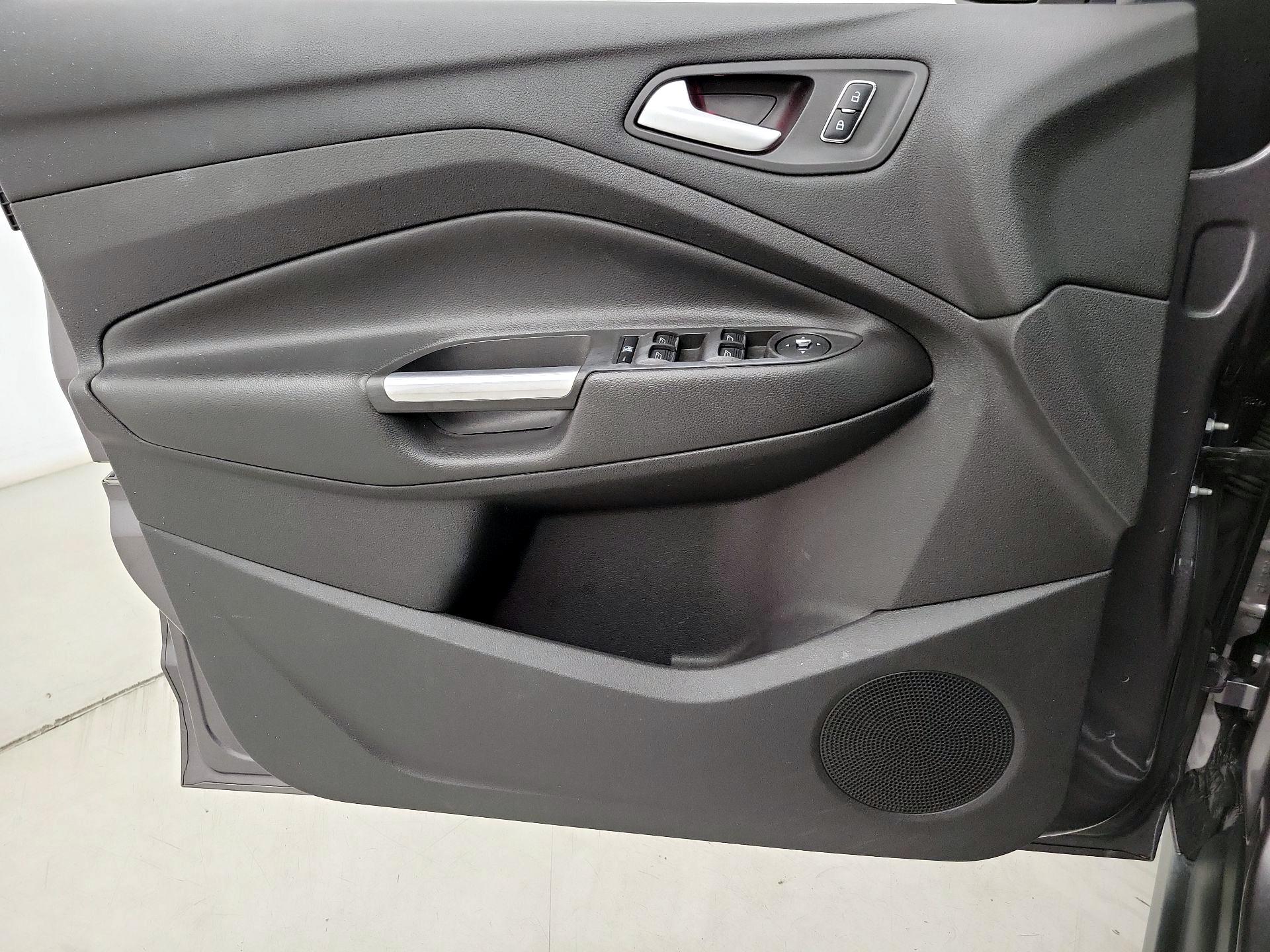 Thumbnail: 2014 Ford C-Max - 12