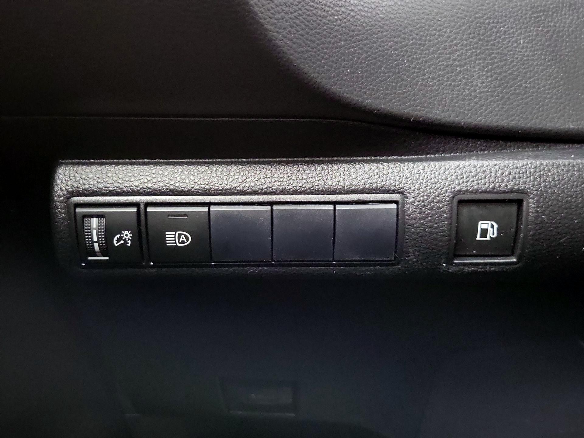 Thumbnail: 2020 Toyota Corolla - 13