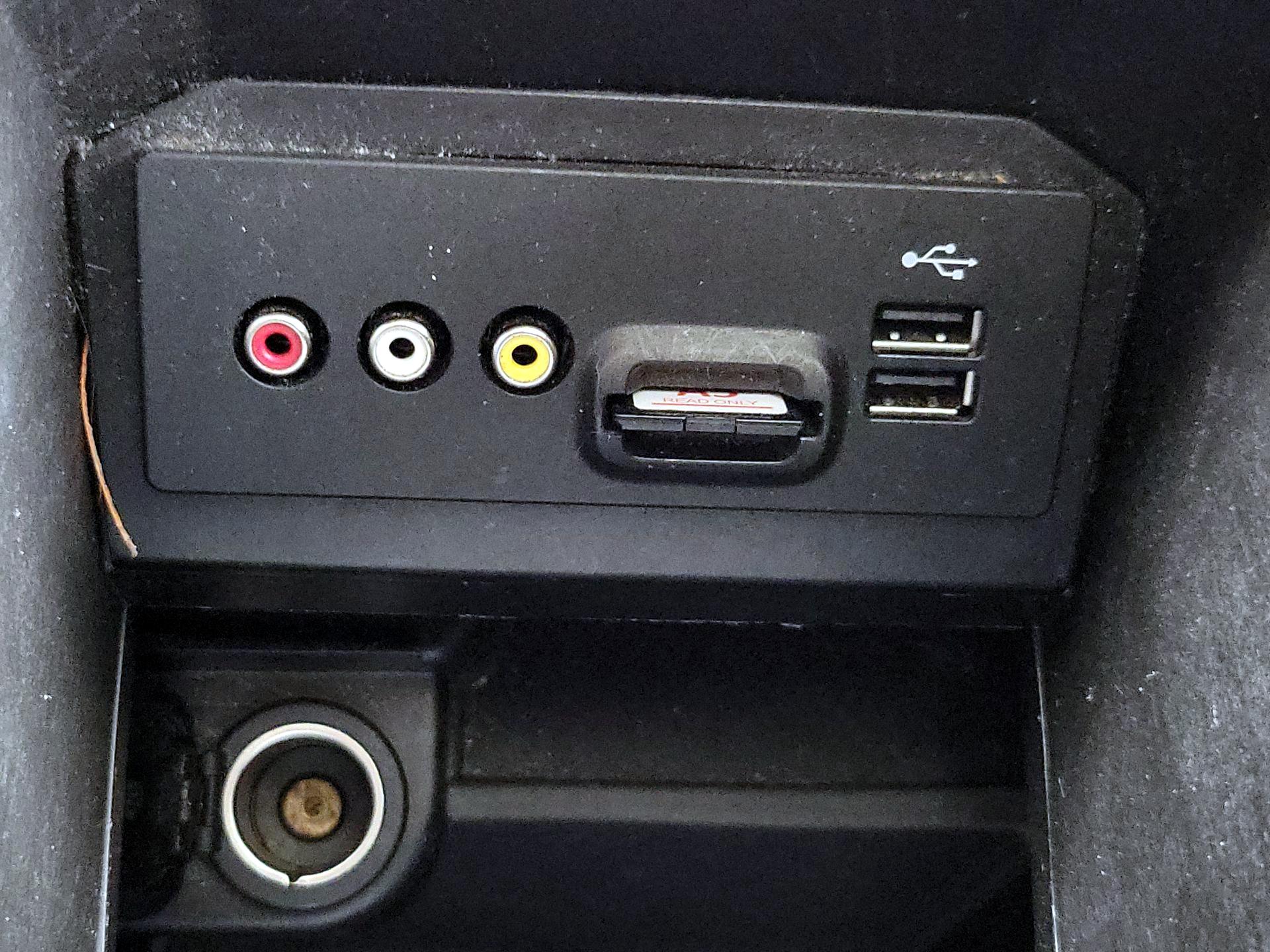 Thumbnail: 2015 Ford Escape - 18