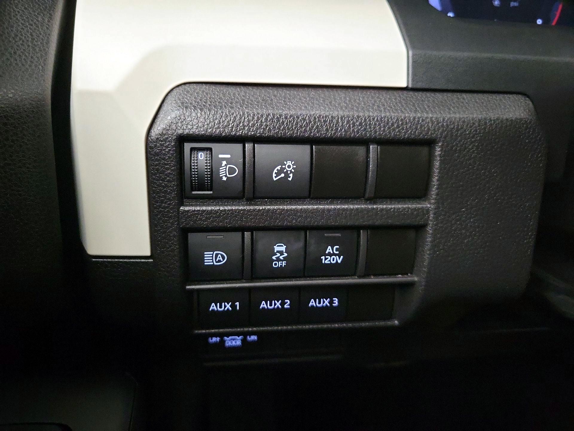 Thumbnail: 2024 Toyota Tacoma - 13