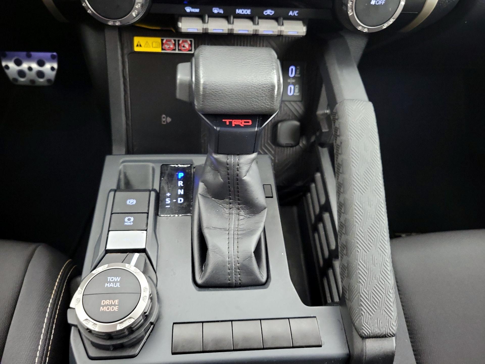 Thumbnail: 2024 Toyota Tacoma - 17