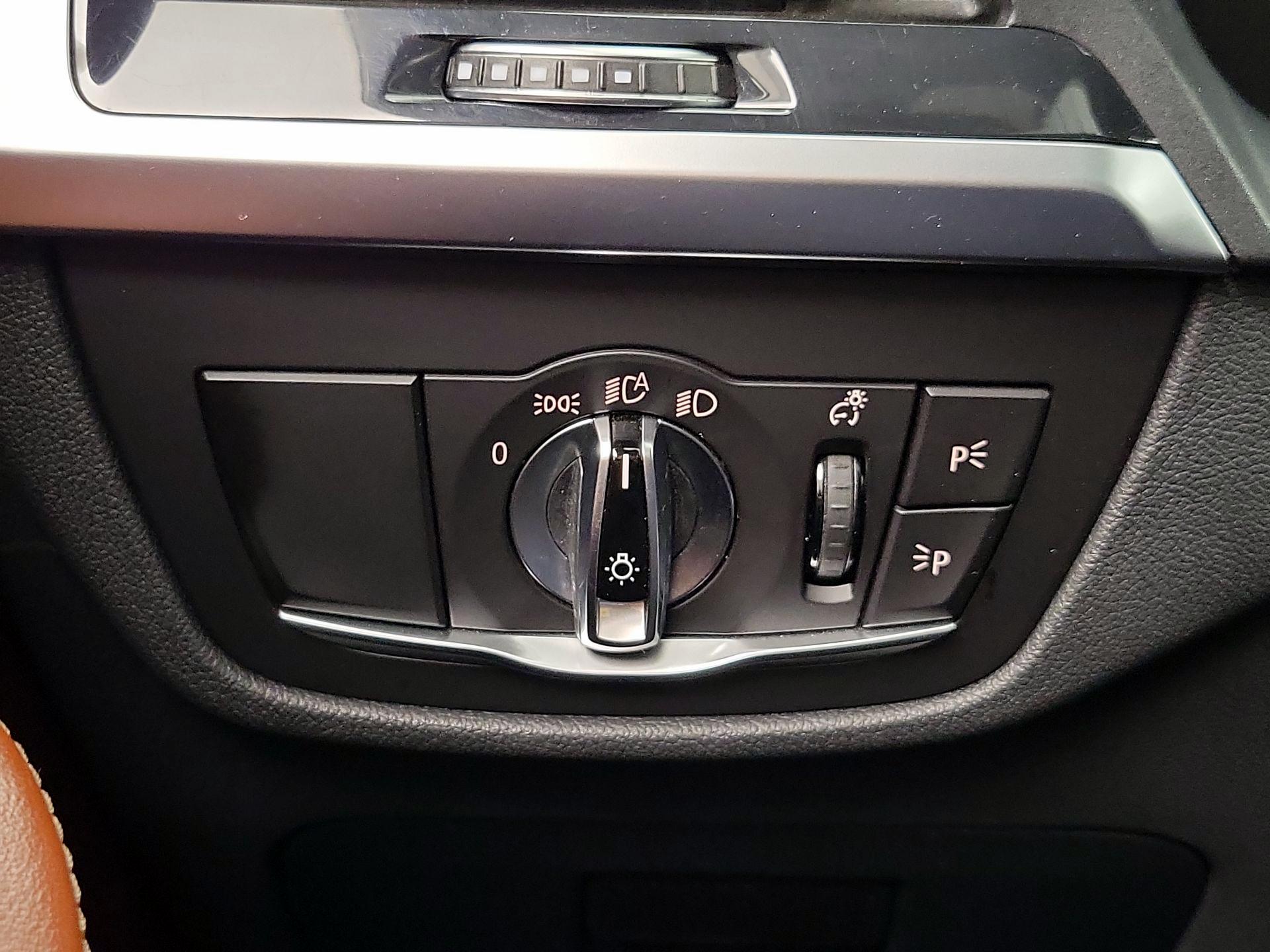 Thumbnail: 2020 BMW X4 - 13