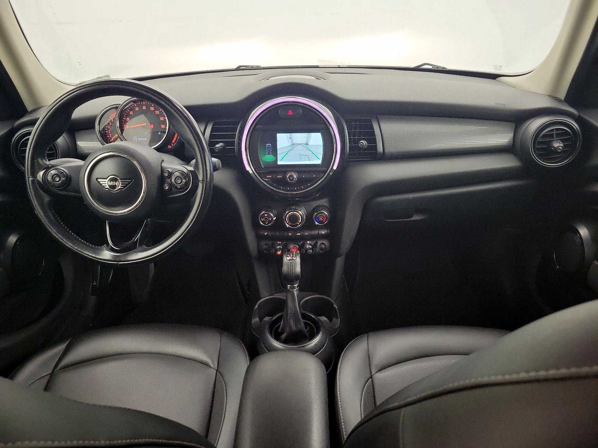 Thumbnail: 2019 MINI Cooper Hardtop - 9