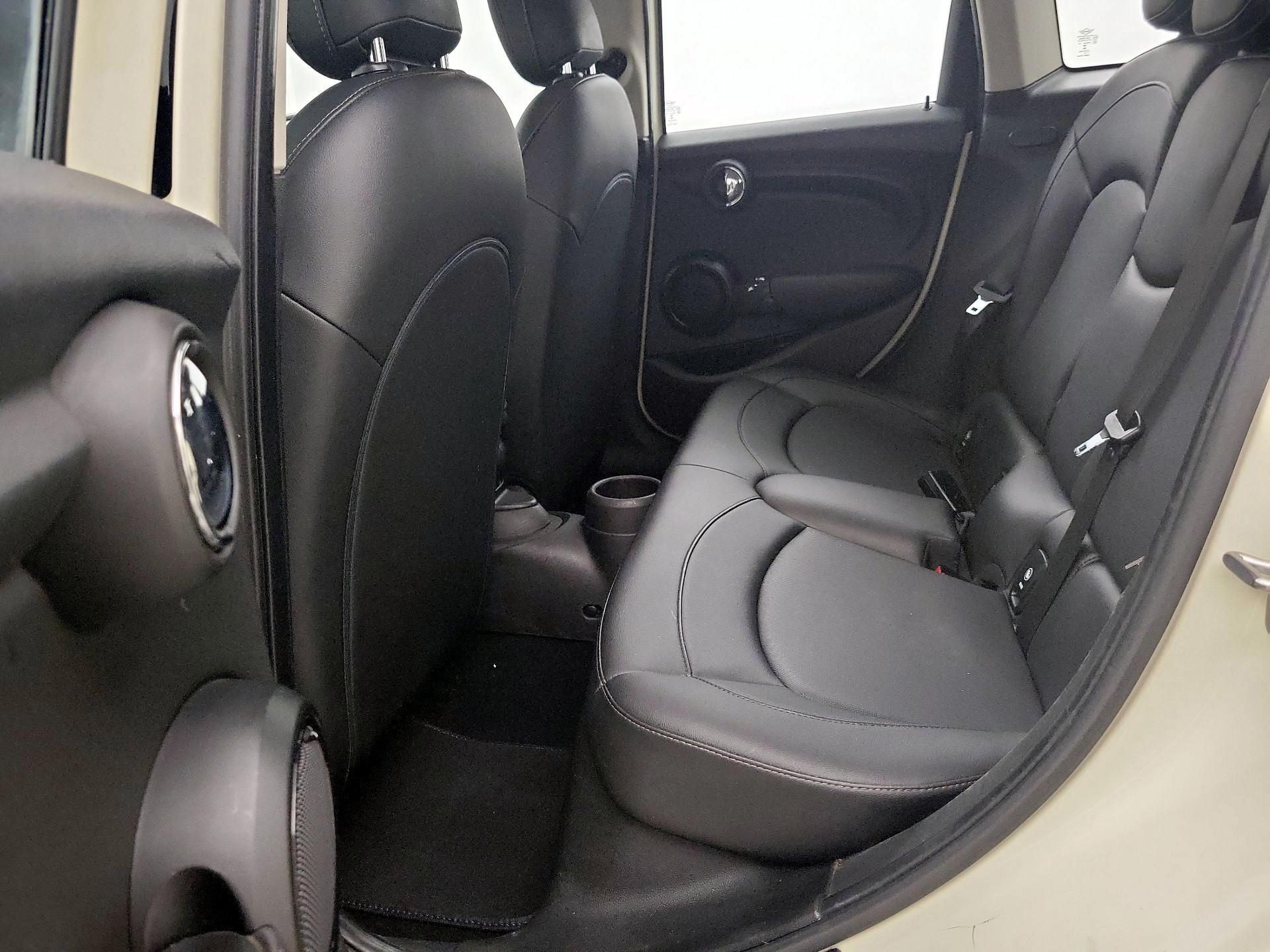 Thumbnail: 2019 MINI Cooper Hardtop - 19