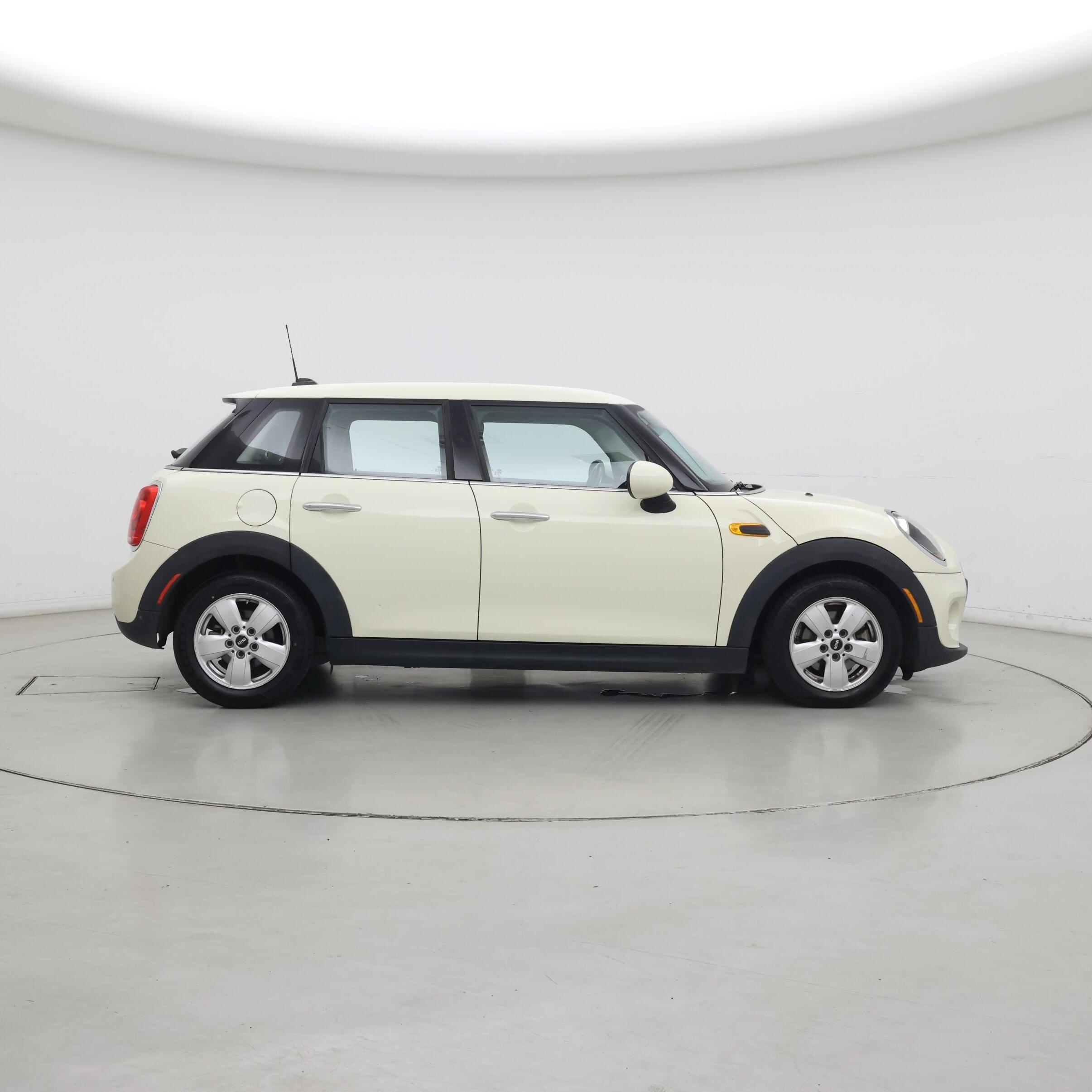 Thumbnail: 2019 MINI Cooper Hardtop - 7