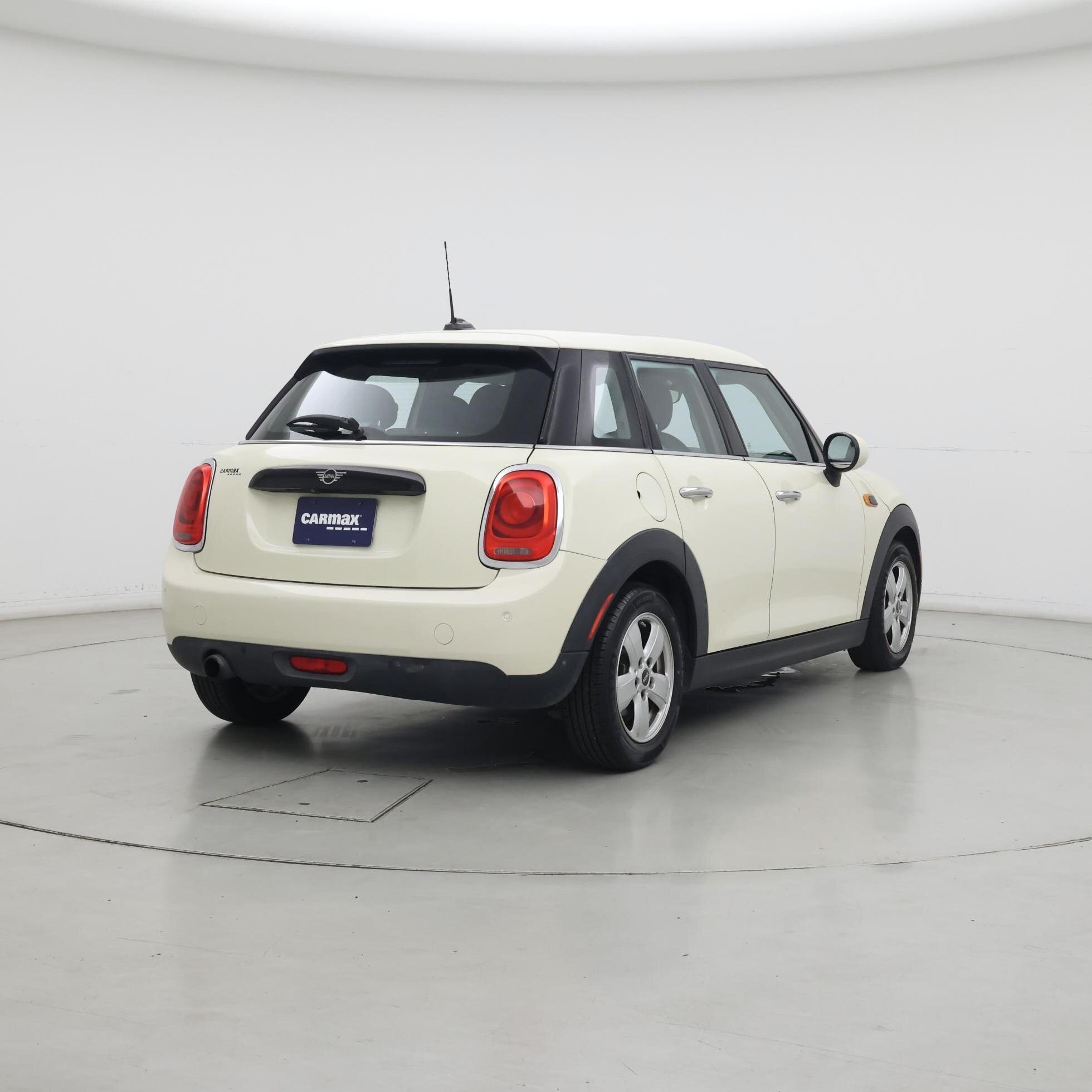Thumbnail: 2019 MINI Cooper Hardtop - 8