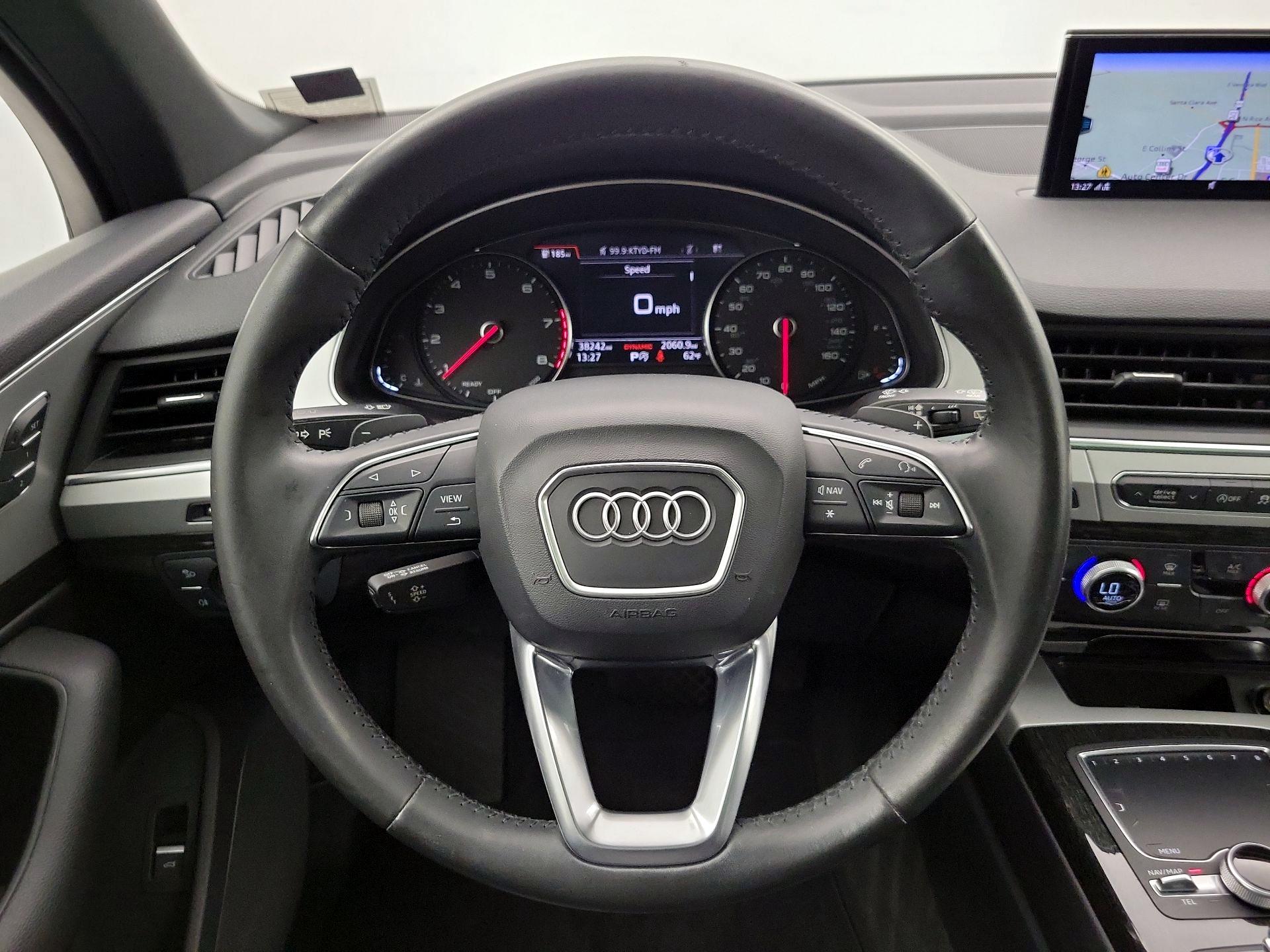Thumbnail: 2019 Audi Q7 - 10