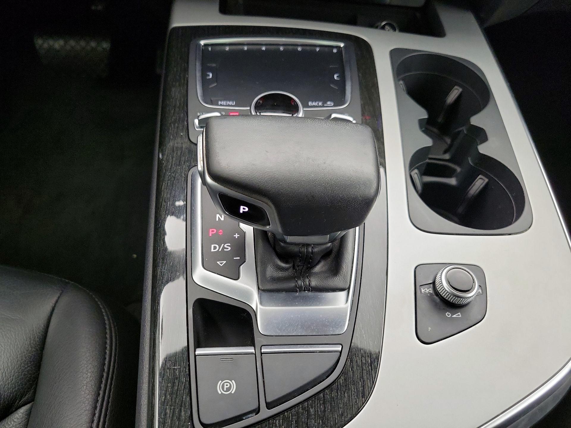 Thumbnail: 2019 Audi Q7 - 18