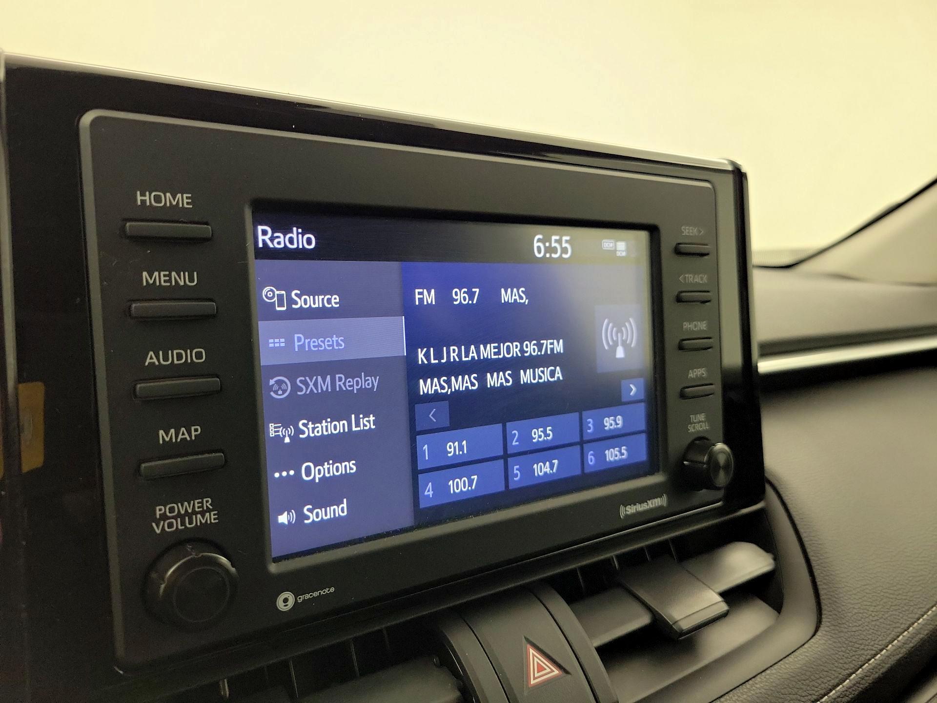 Thumbnail: 2021 Toyota RAV4 - 15