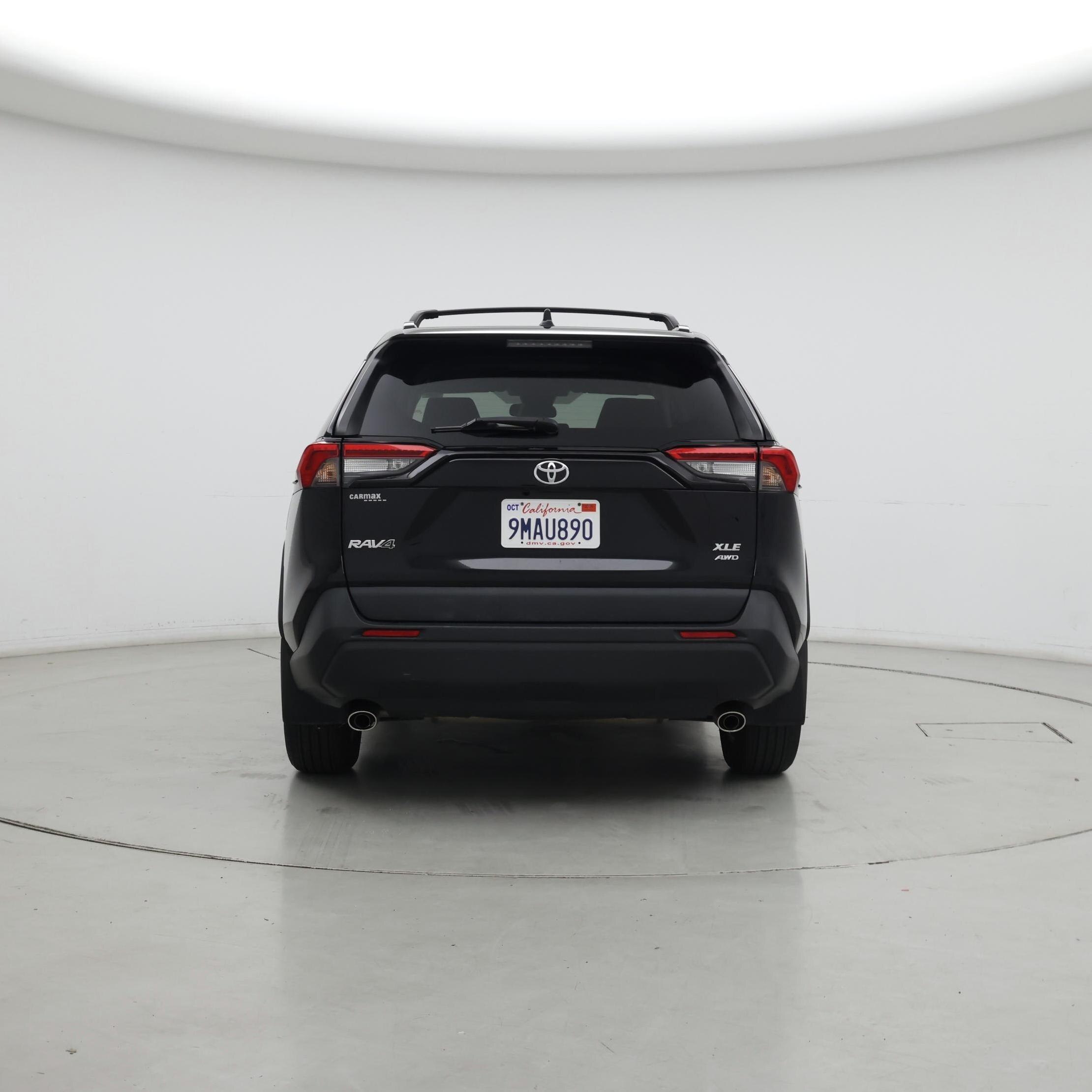 Thumbnail: 2021 Toyota RAV4 - 6