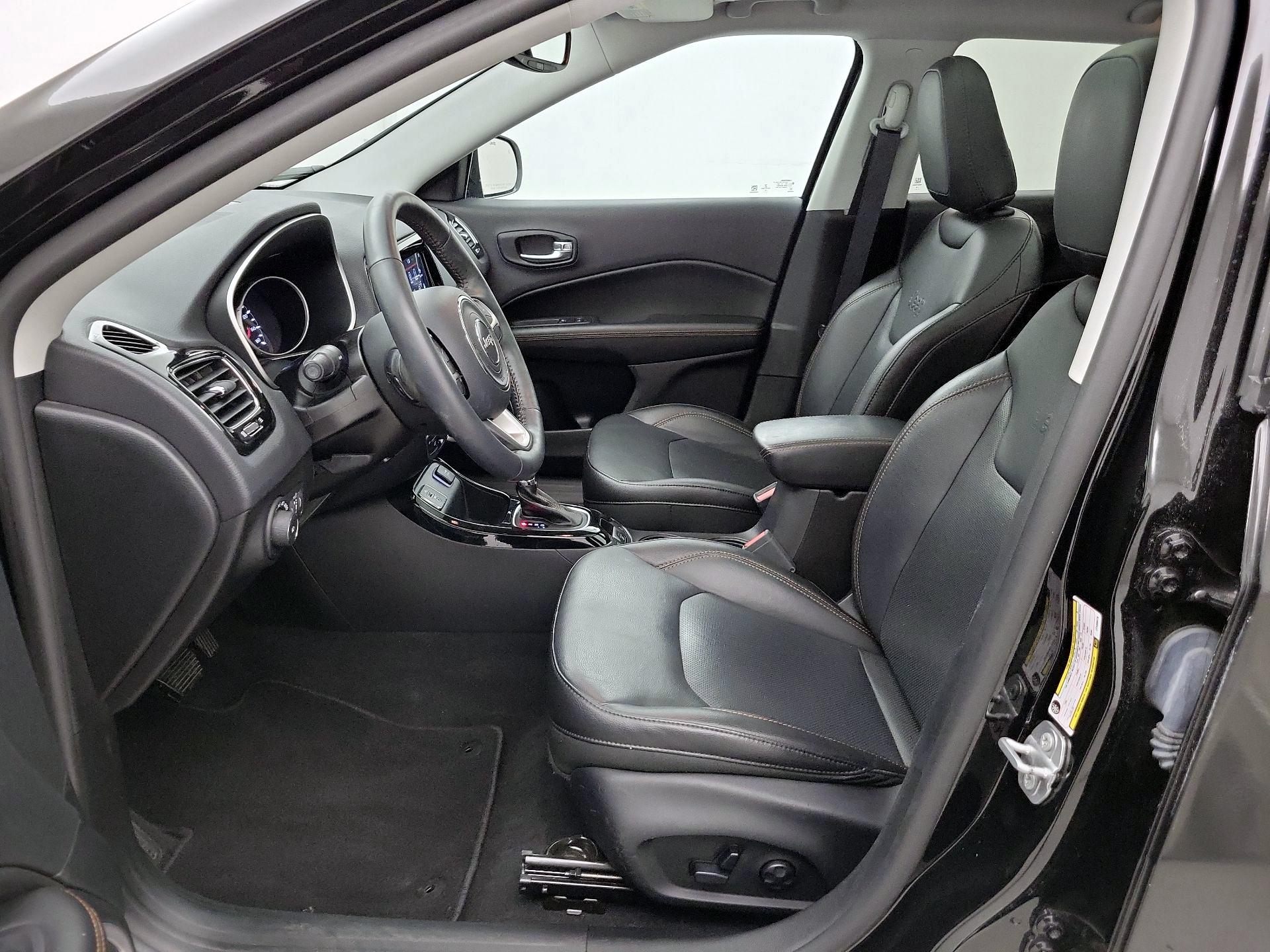 Thumbnail: 2018 Jeep Compass - 11