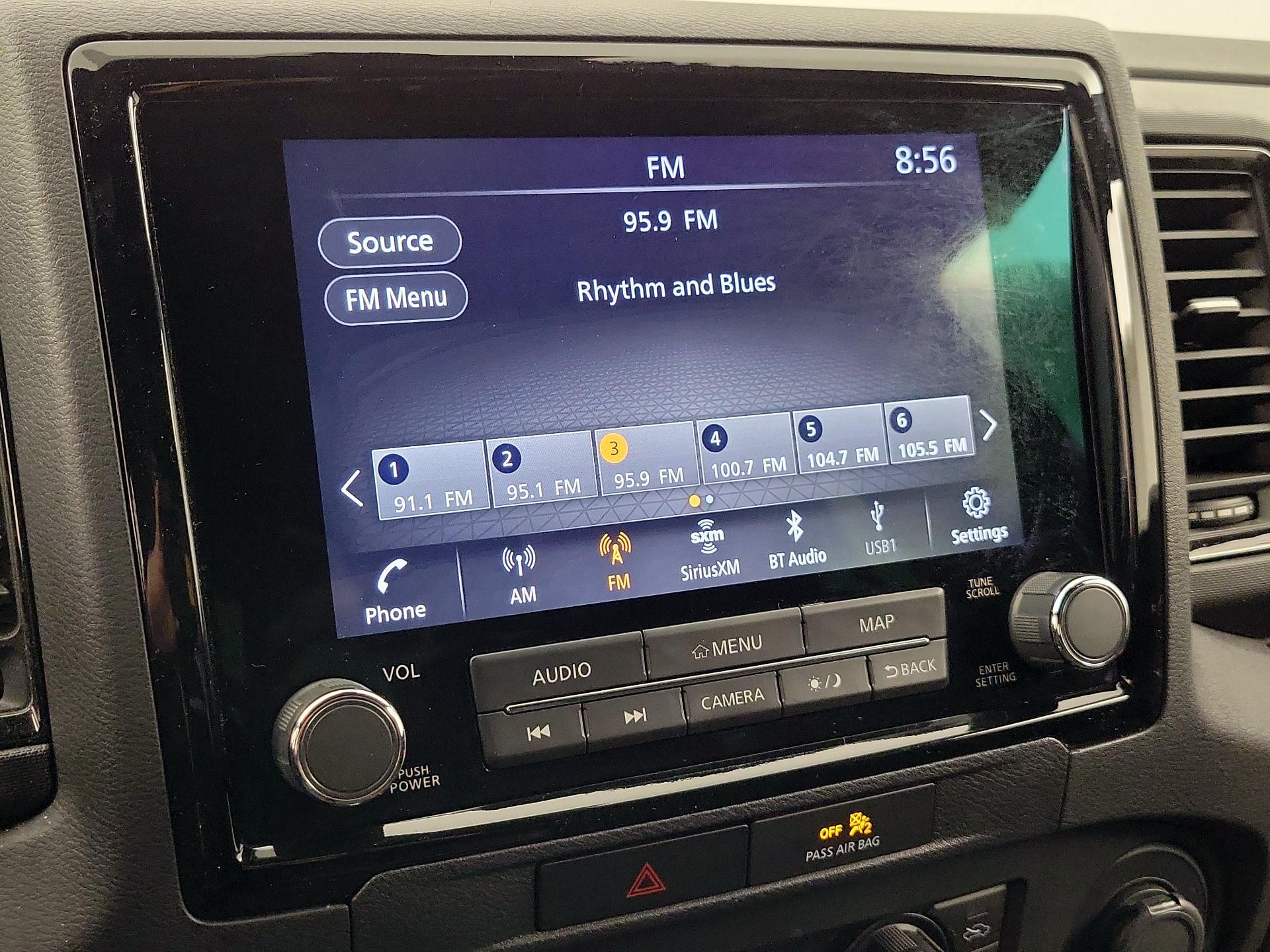 Thumbnail: 2022 Nissan Frontier - 16