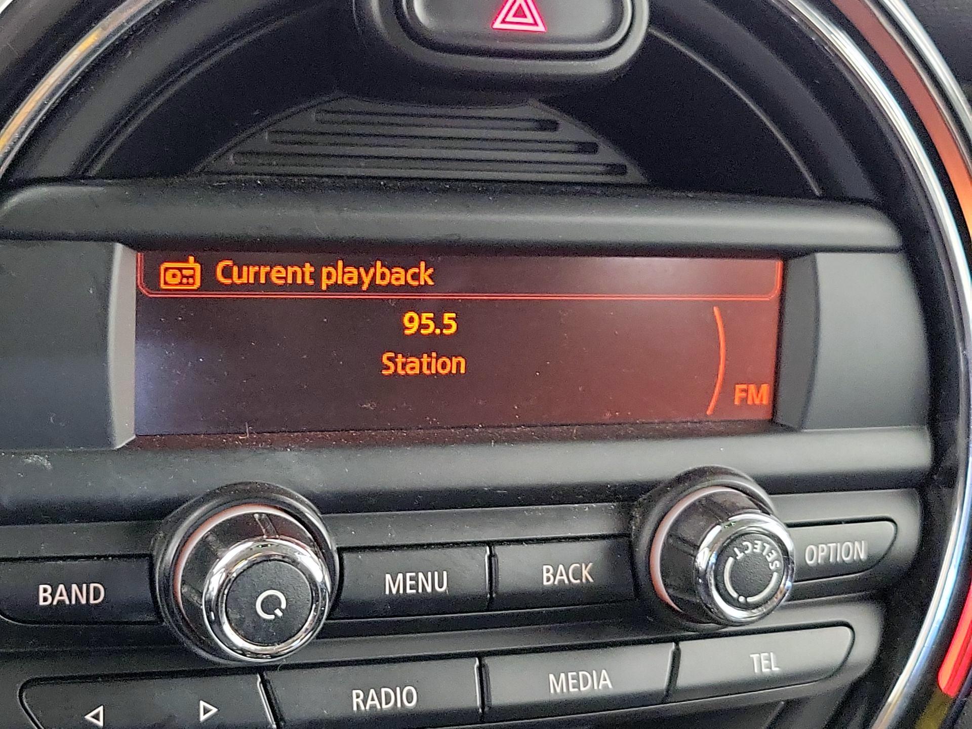 Thumbnail: 2015 MINI Cooper Hardtop - 14