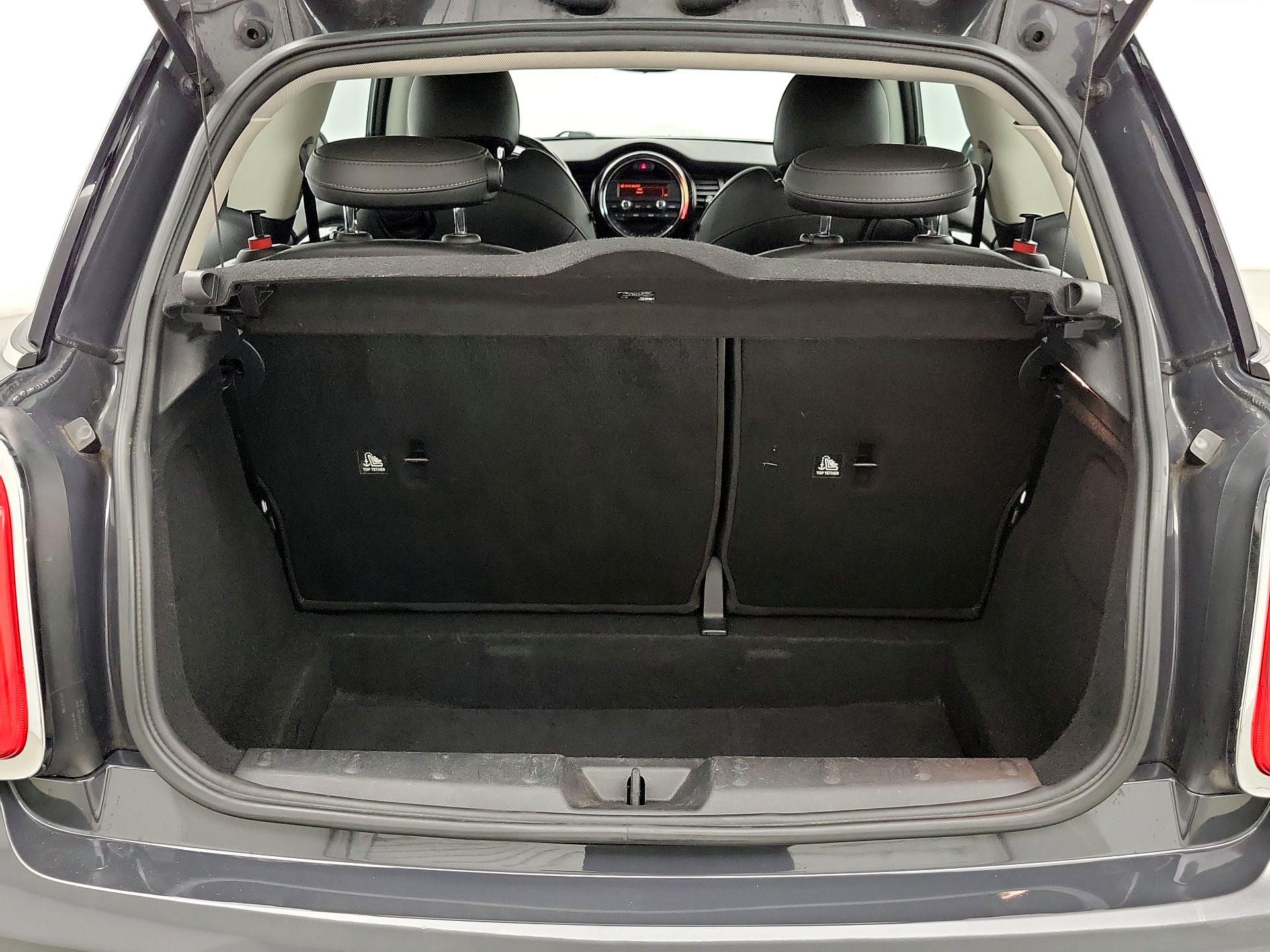 Thumbnail: 2015 MINI Cooper Hardtop - 19