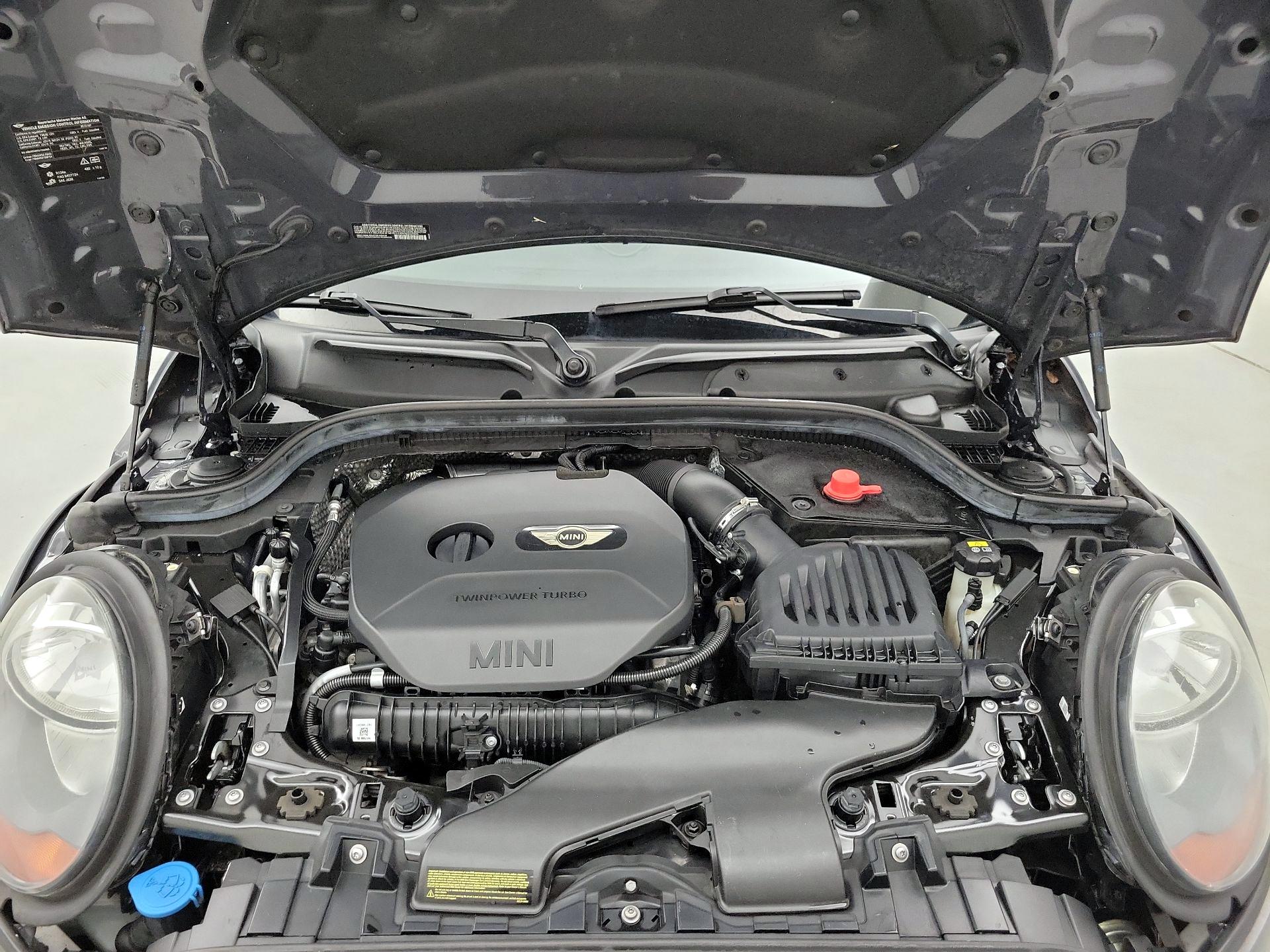 Thumbnail: 2015 MINI Cooper Hardtop - 20