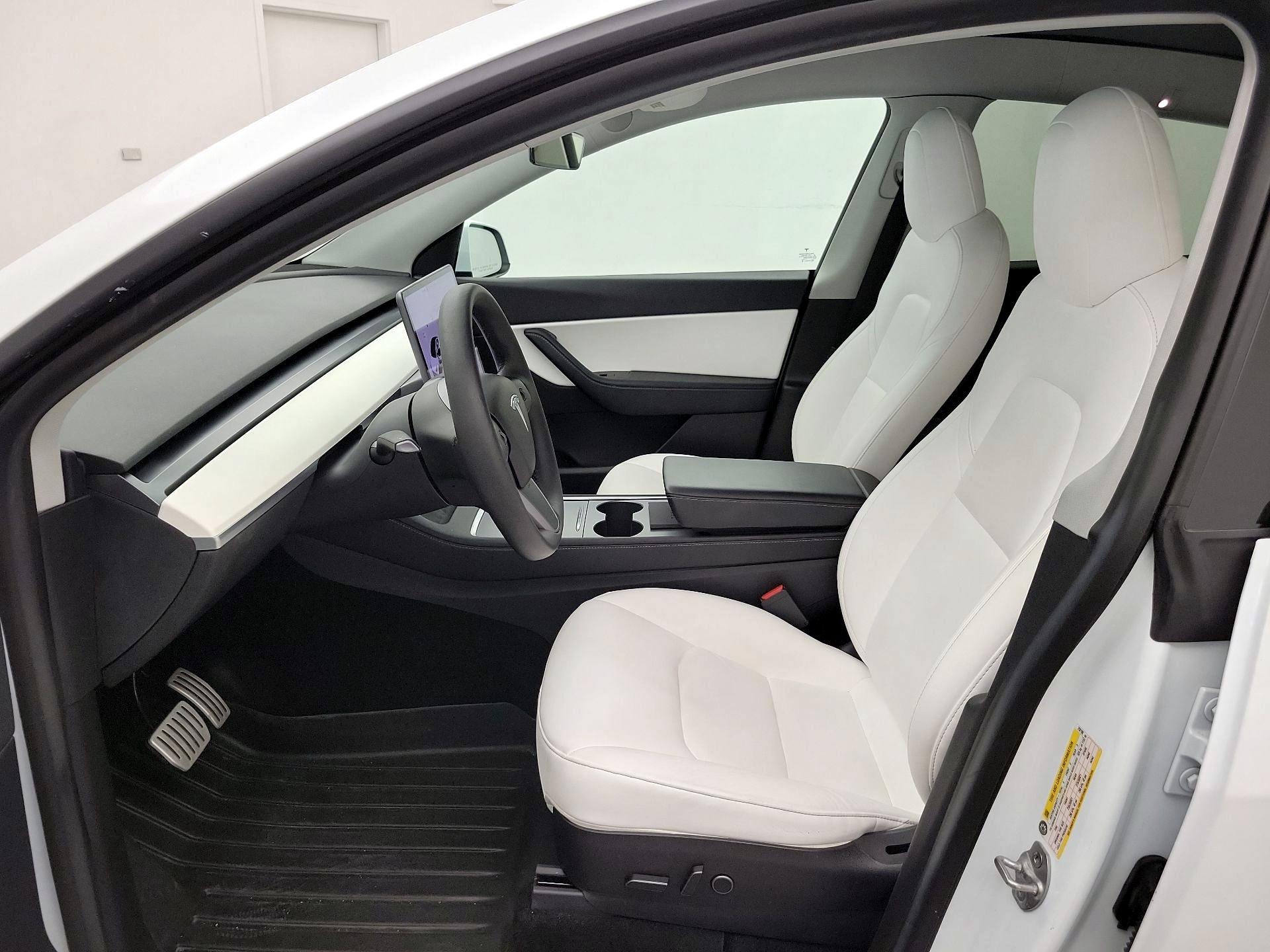 Thumbnail: 2021 Tesla Model Y - 11