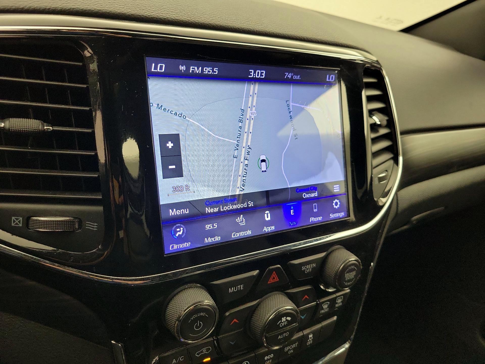 Thumbnail: 2019 Jeep Grand Cherokee - 14