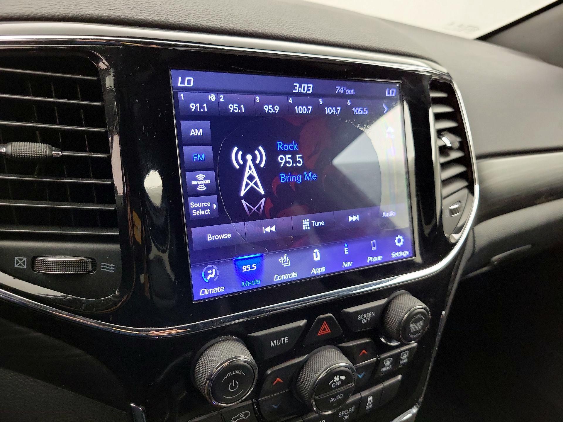 Thumbnail: 2019 Jeep Grand Cherokee - 16