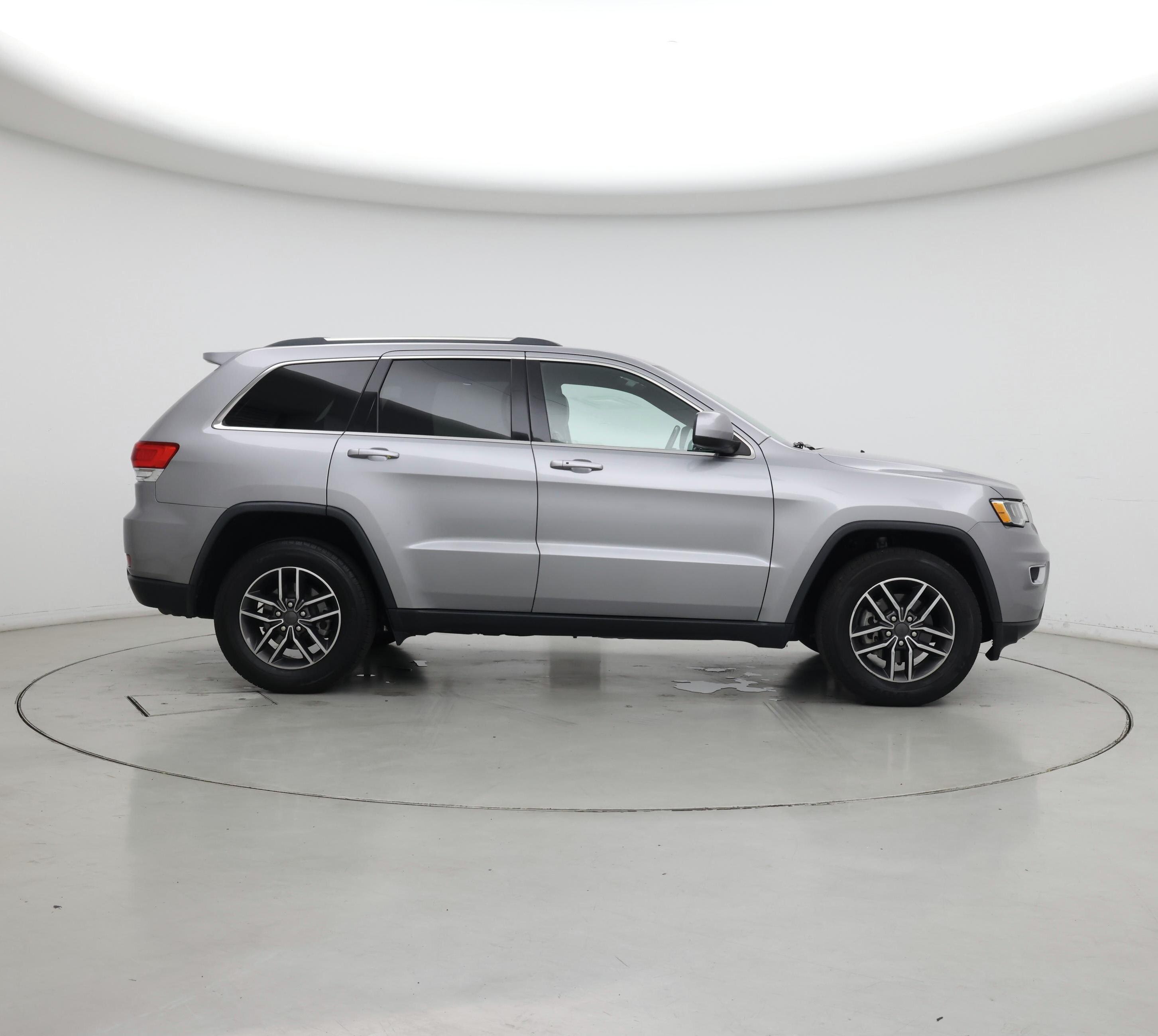 Thumbnail: 2019 Jeep Grand Cherokee - 7