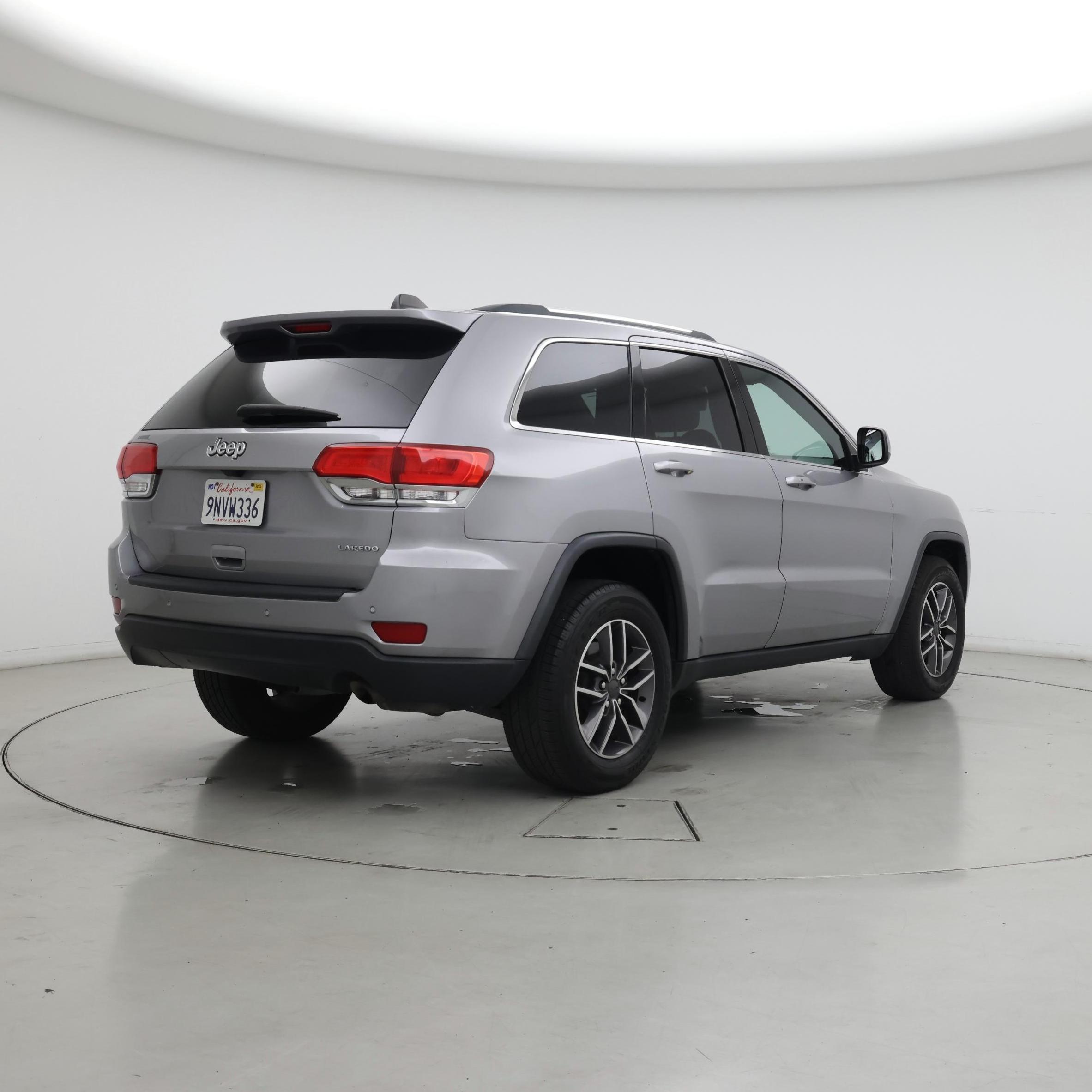 Thumbnail: 2019 Jeep Grand Cherokee - 8