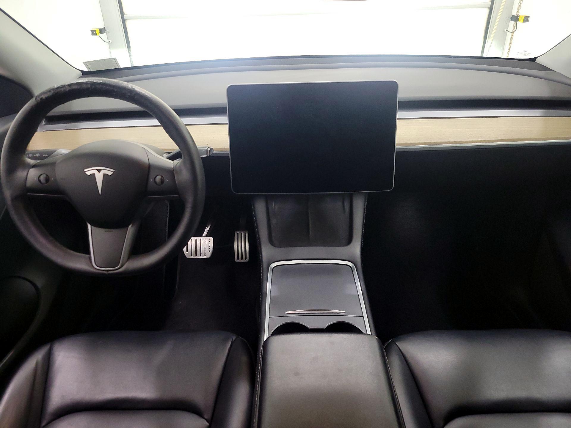 Thumbnail: 2022 Tesla Model Y - 9