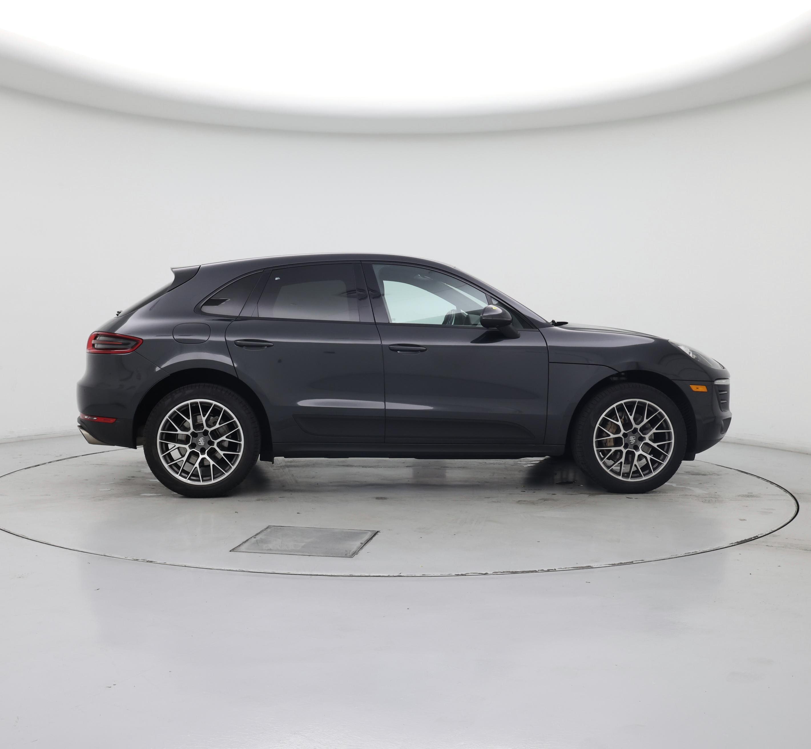 Thumbnail: 2018 Porsche Macan - 7