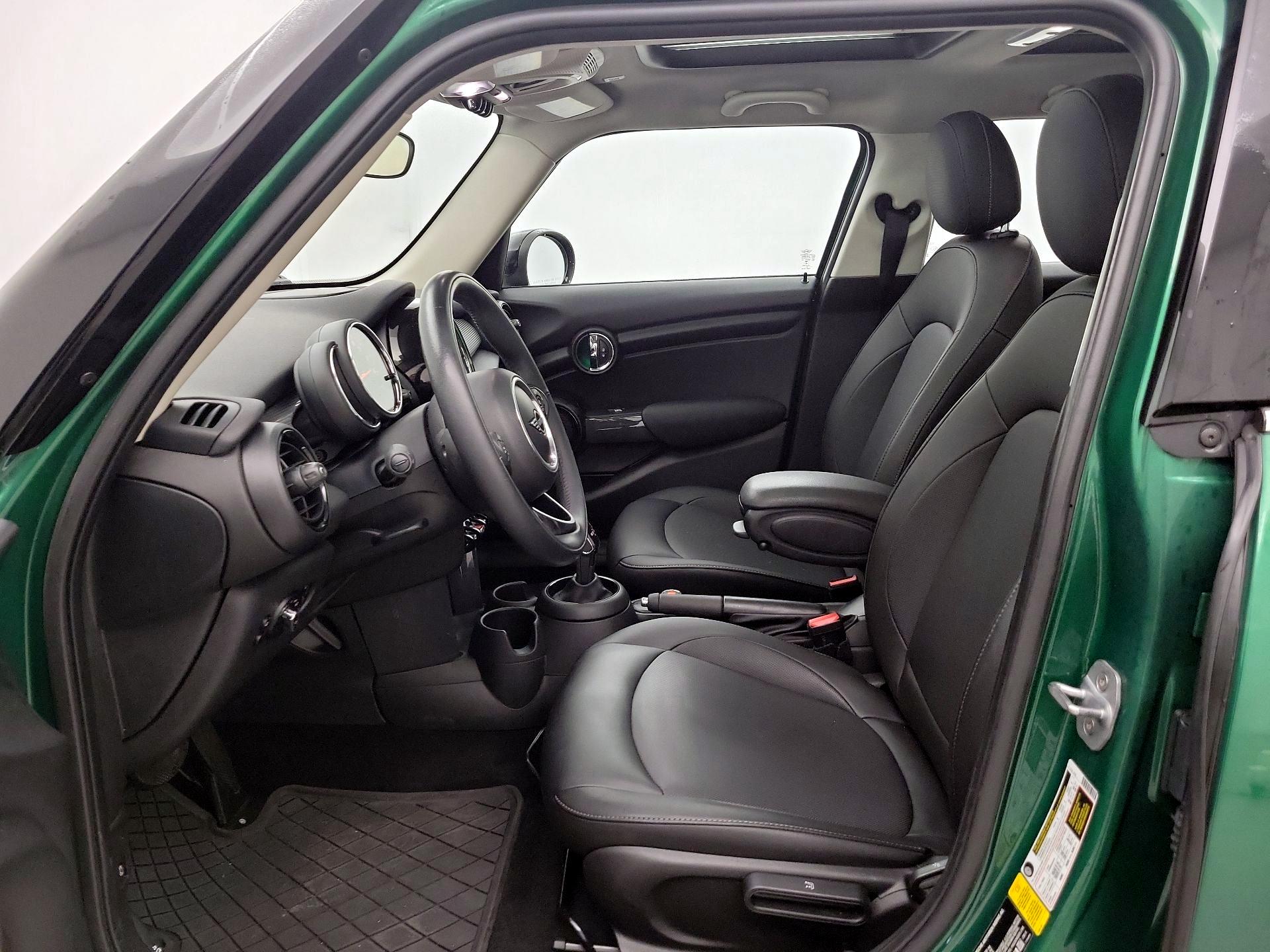 Thumbnail: 2020 MINI Cooper Hardtop - 11